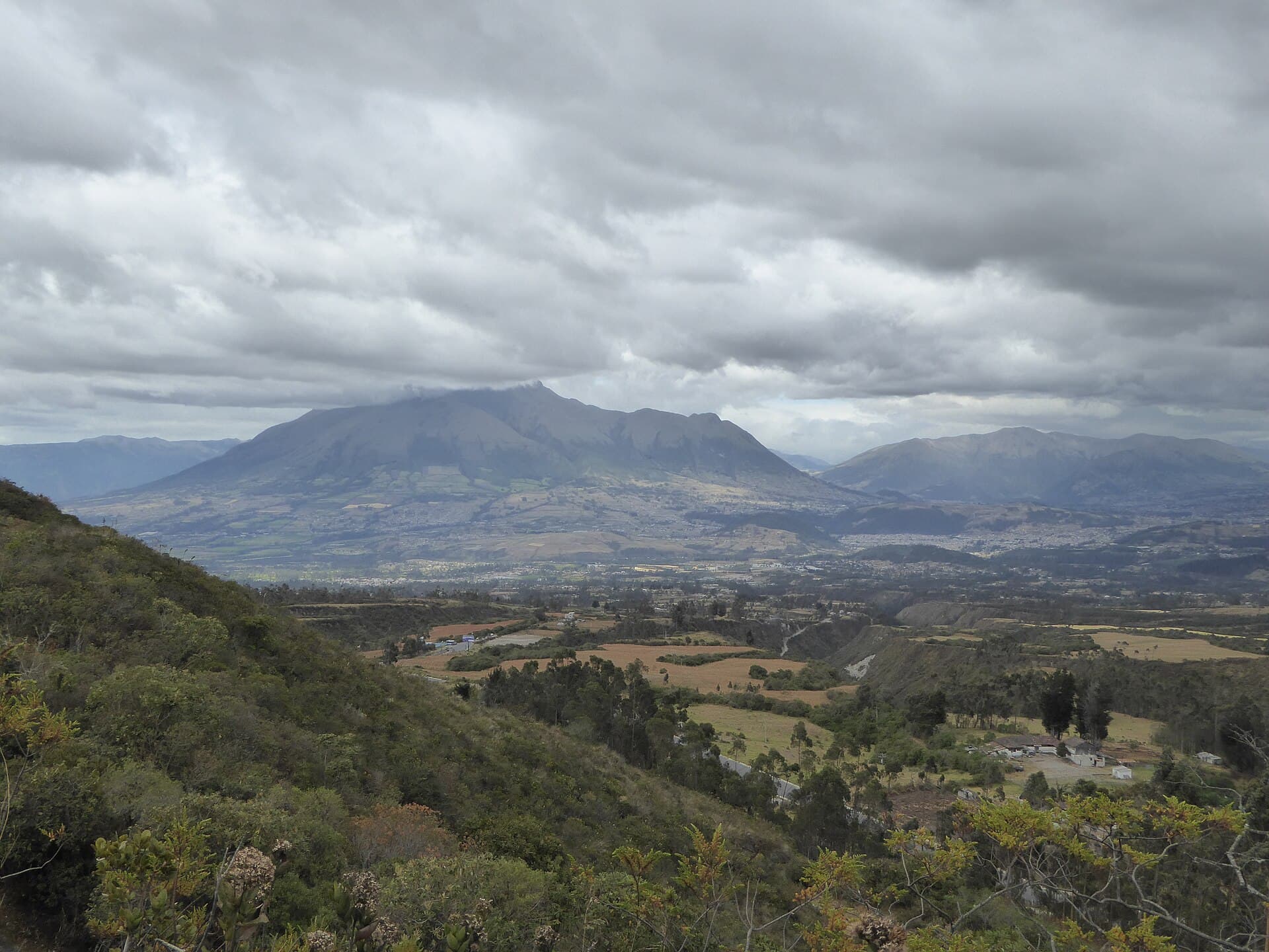Cuicocha crater lake