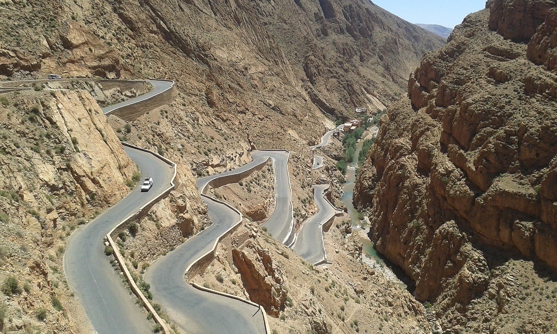 مضايق دادس