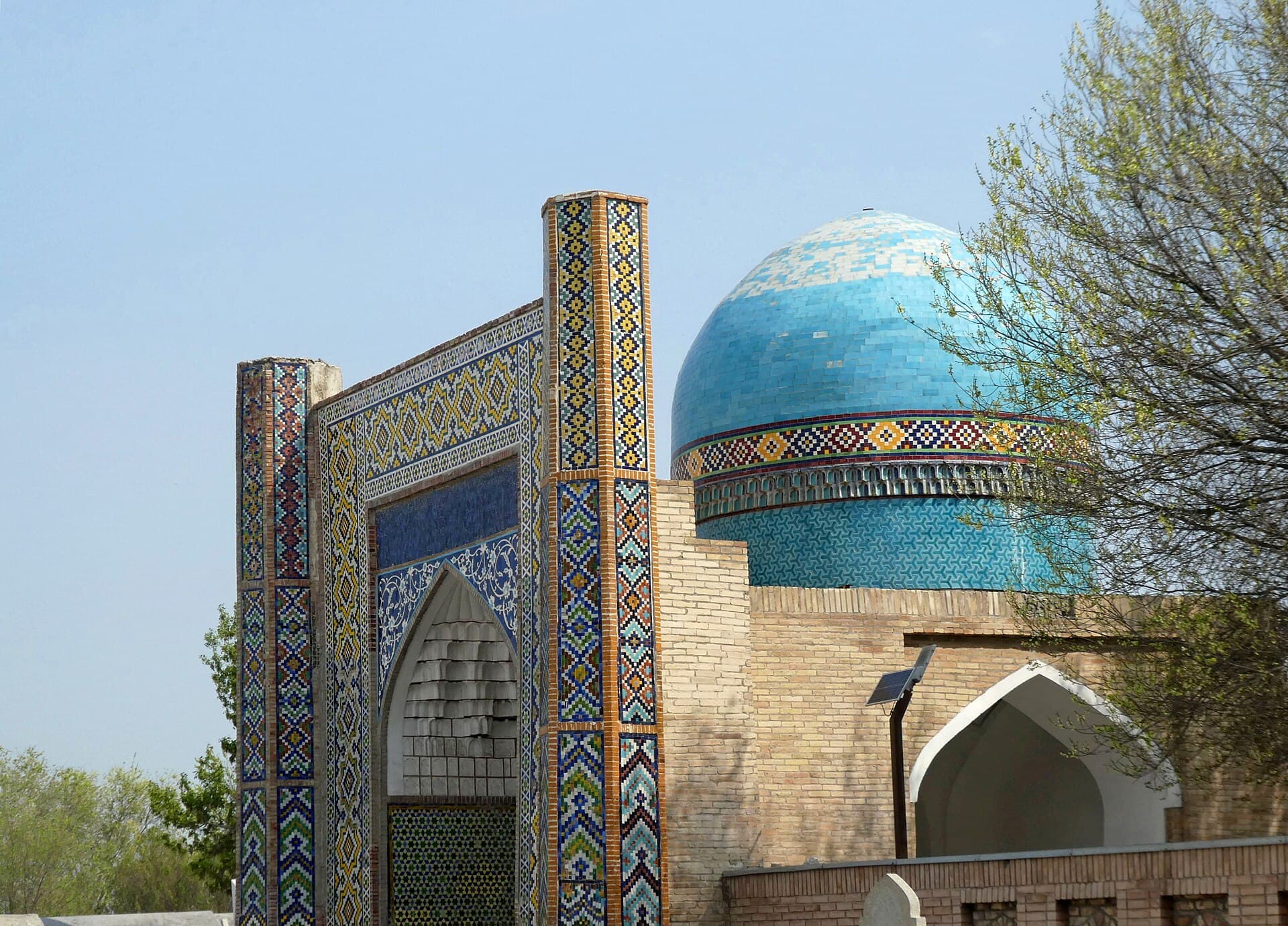 Dakhma-i-Shakhon, Kokand