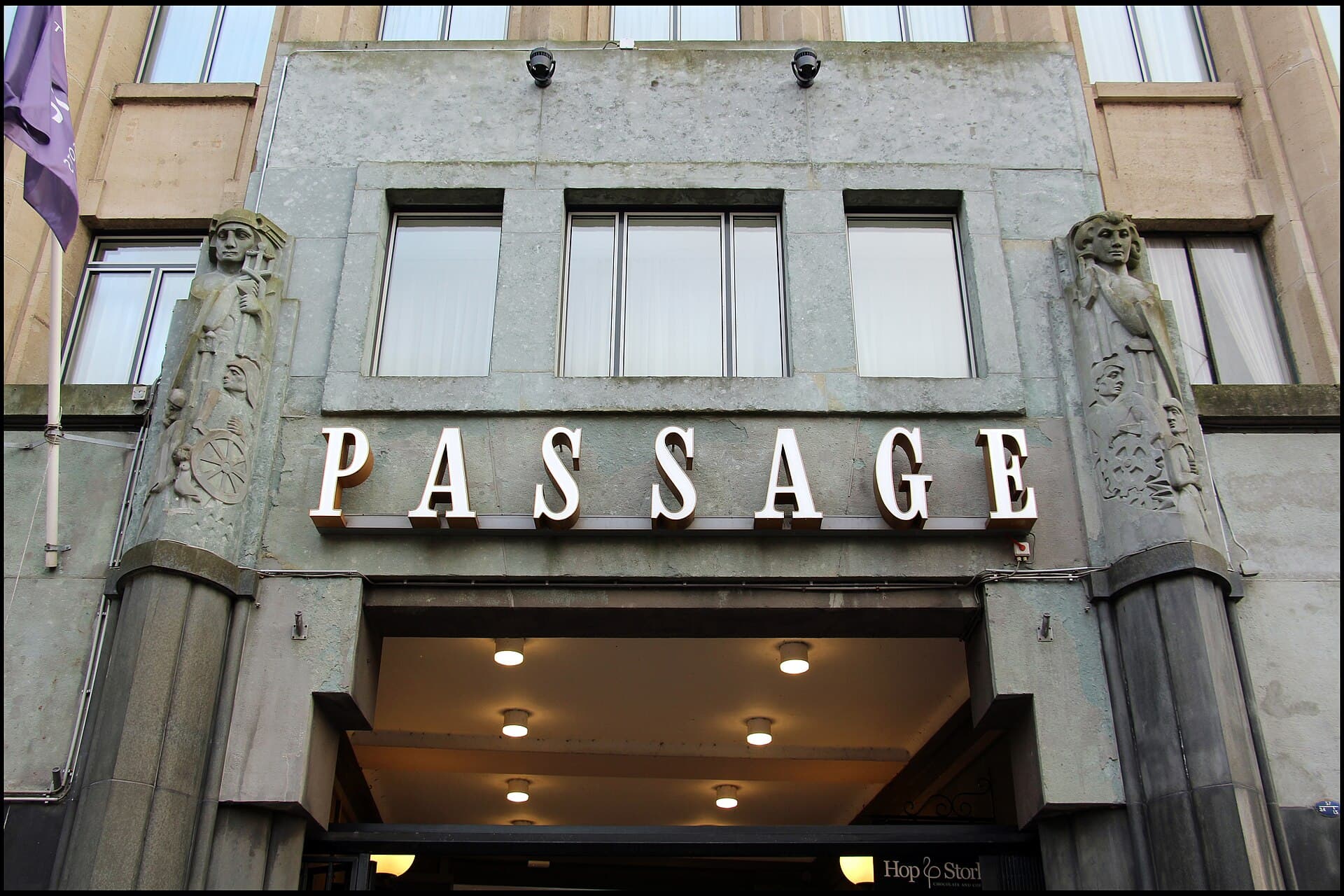 De Passage, The Hague