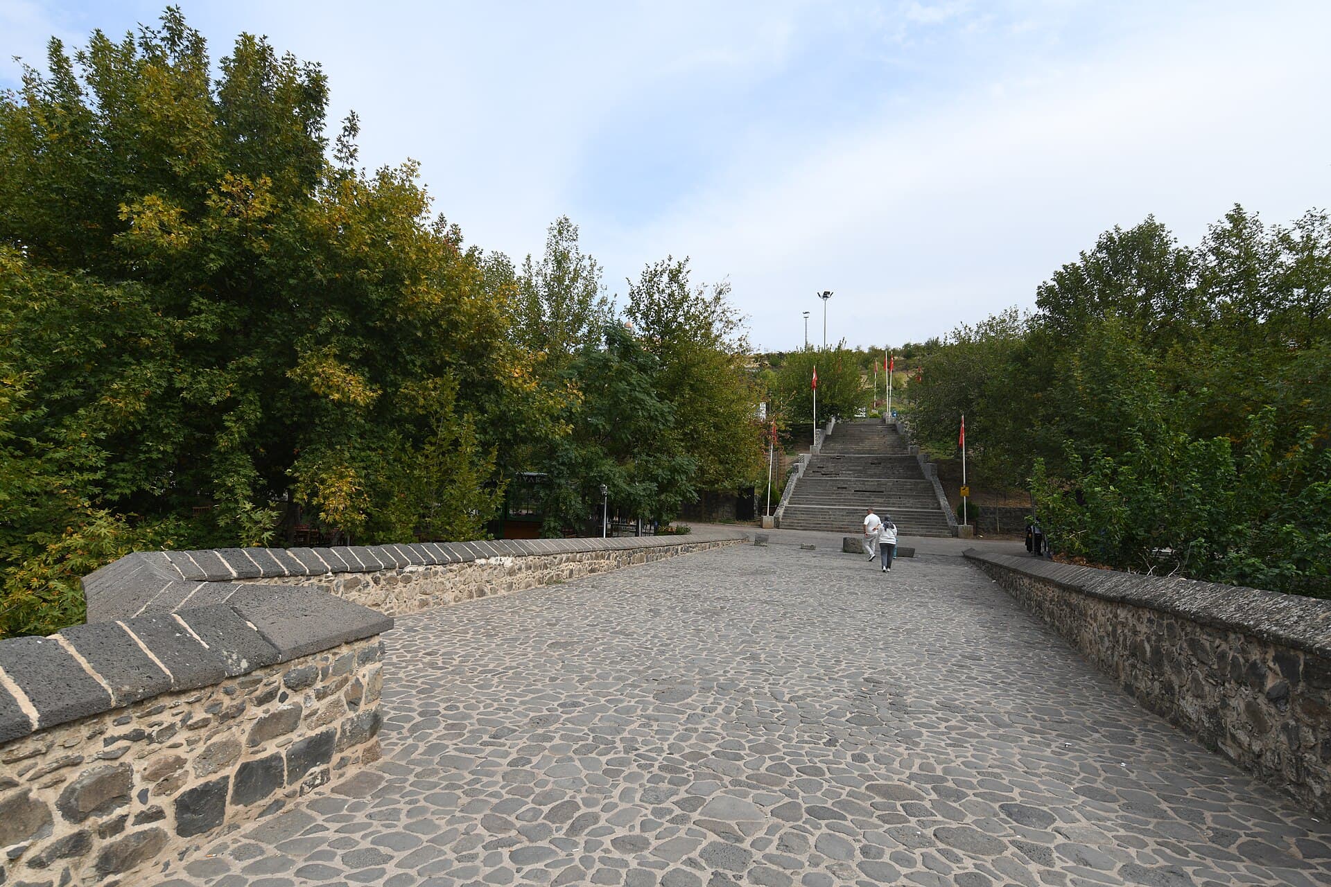 Dicle Bridge (Ten-Arched Bridge), Diyarbakır