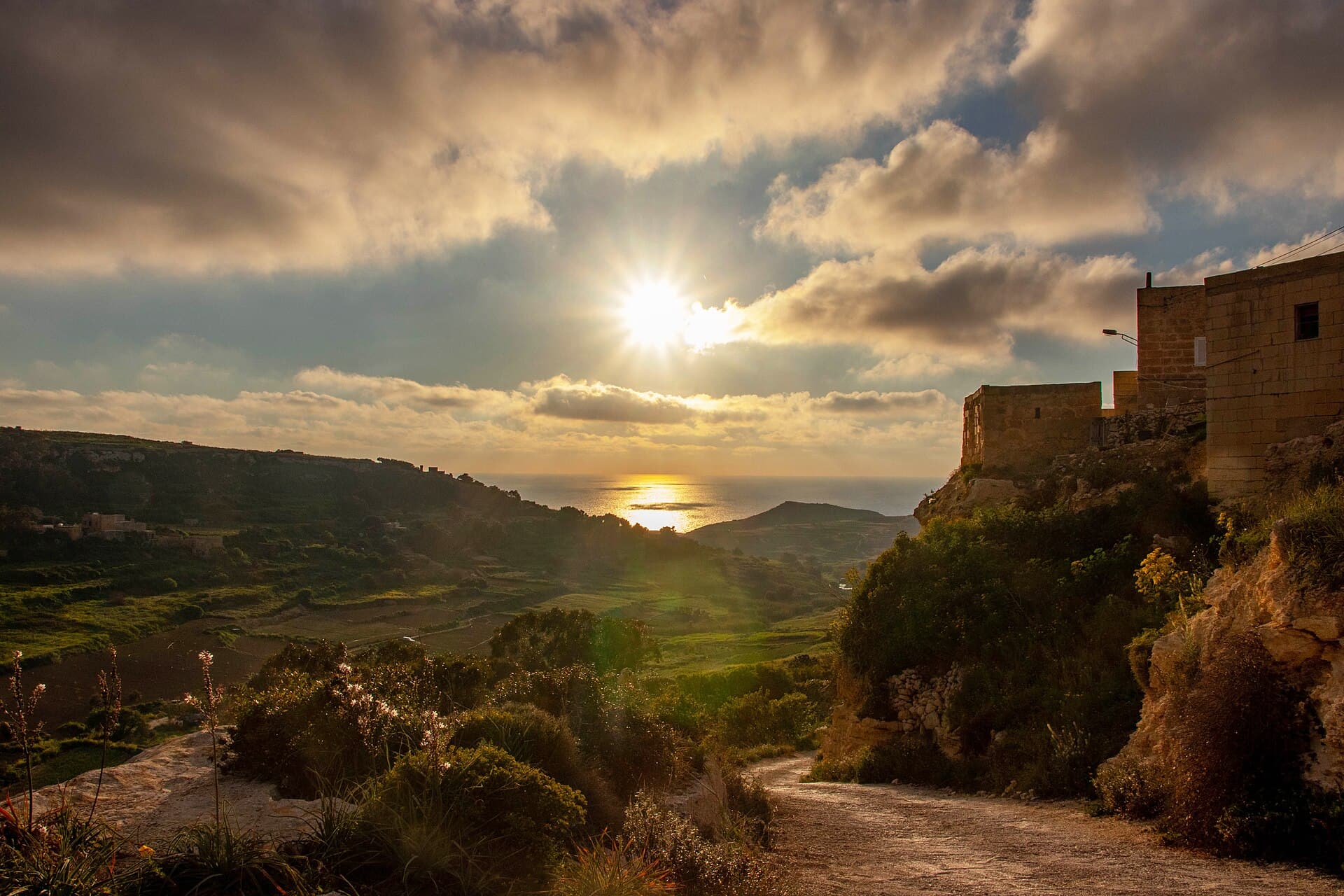 Dingli Cliffs, Valletta