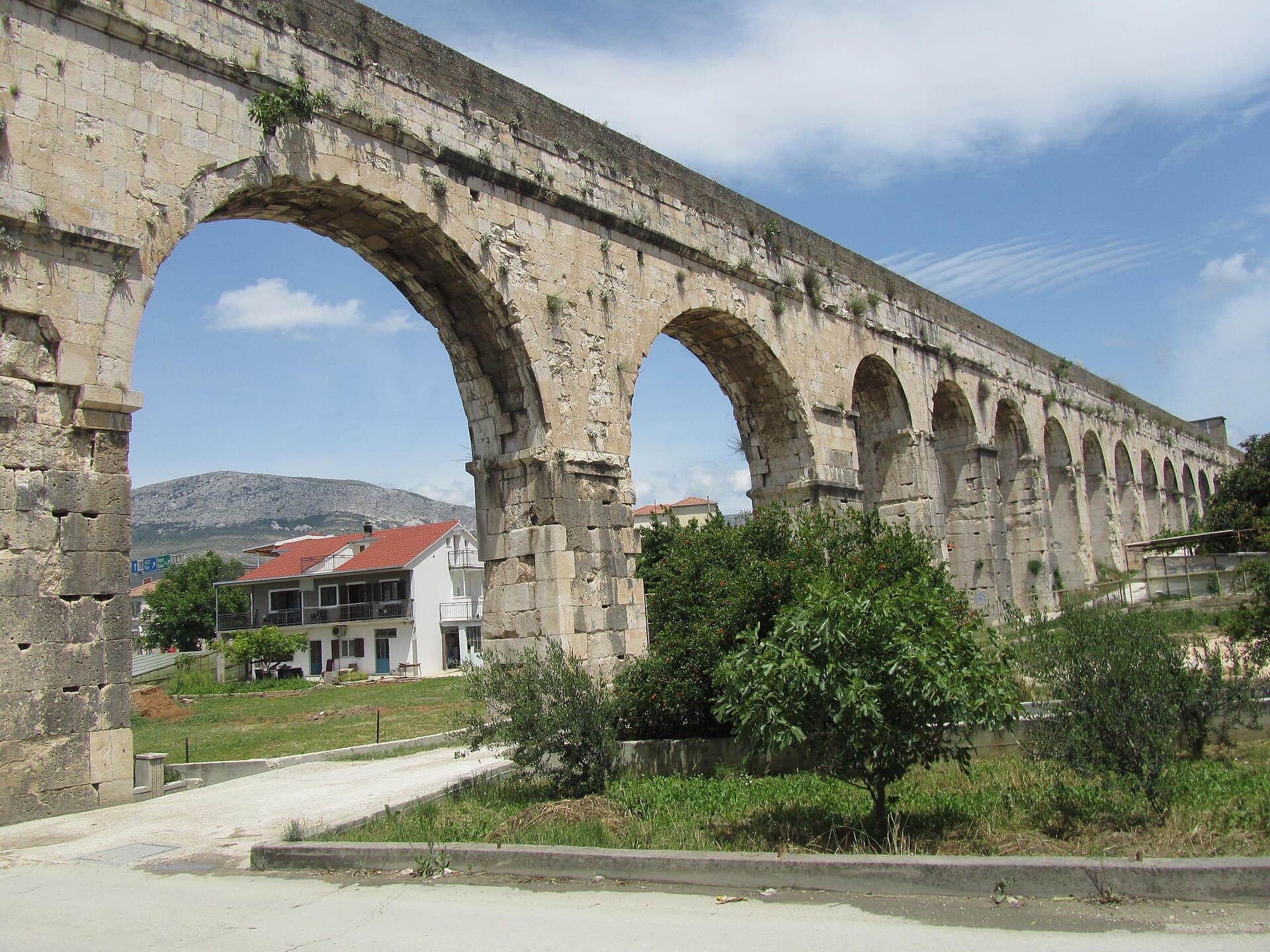 Diocletian's Aqueduct, Split