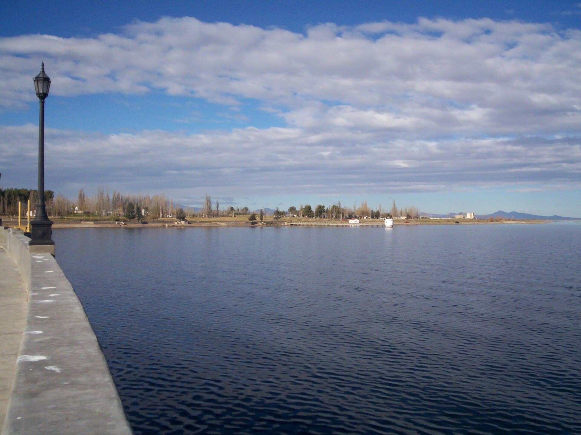 Embalse El Nihuil (El Nihuil Reservoir), San Rafael