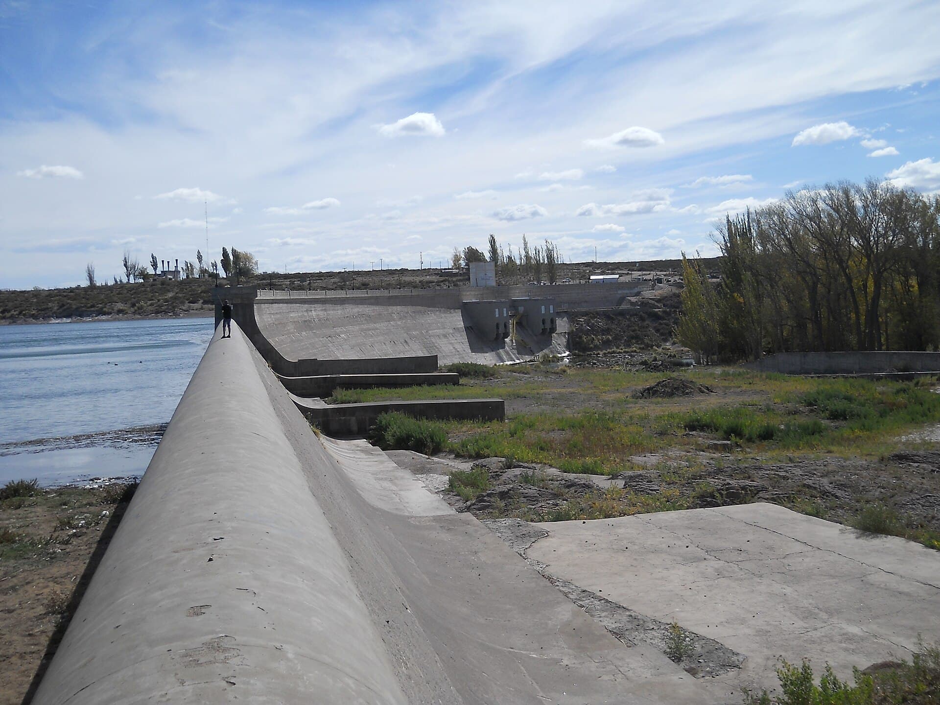 Embalse El Nihuil (El Nihuil Reservoir), San Rafael