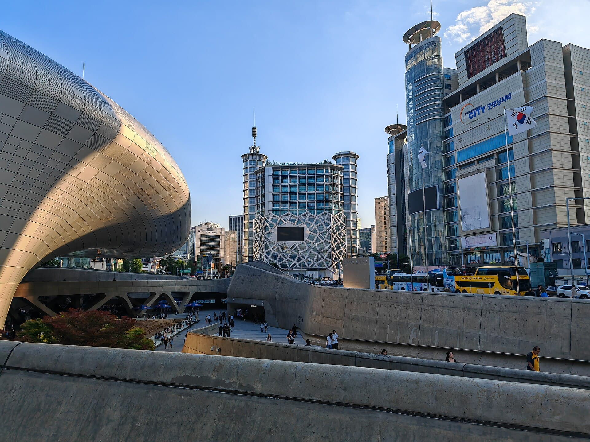 Dongdaemun Design Plaza, Seoul
