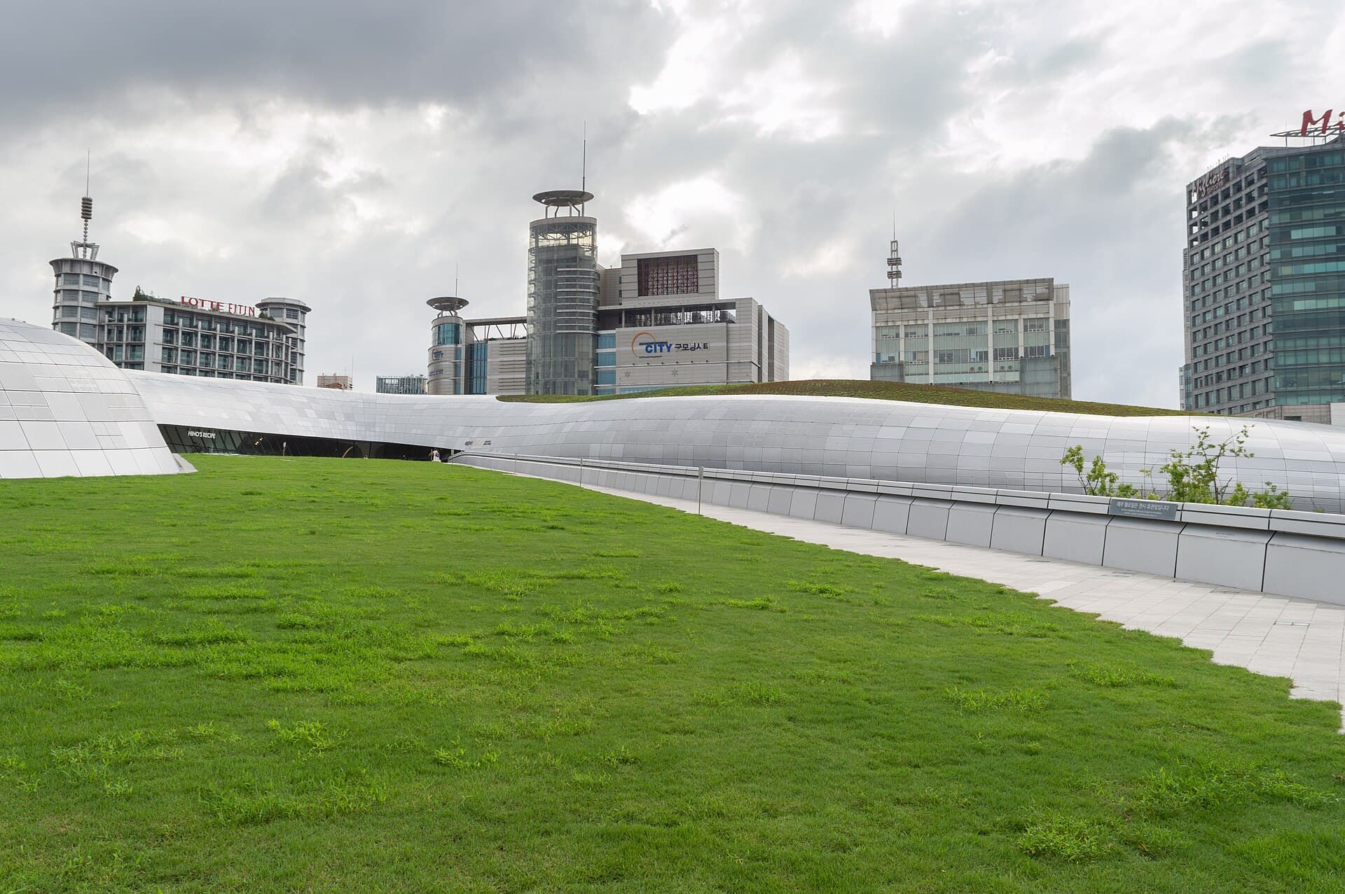 Dongdaemun Design Plaza, Seoul