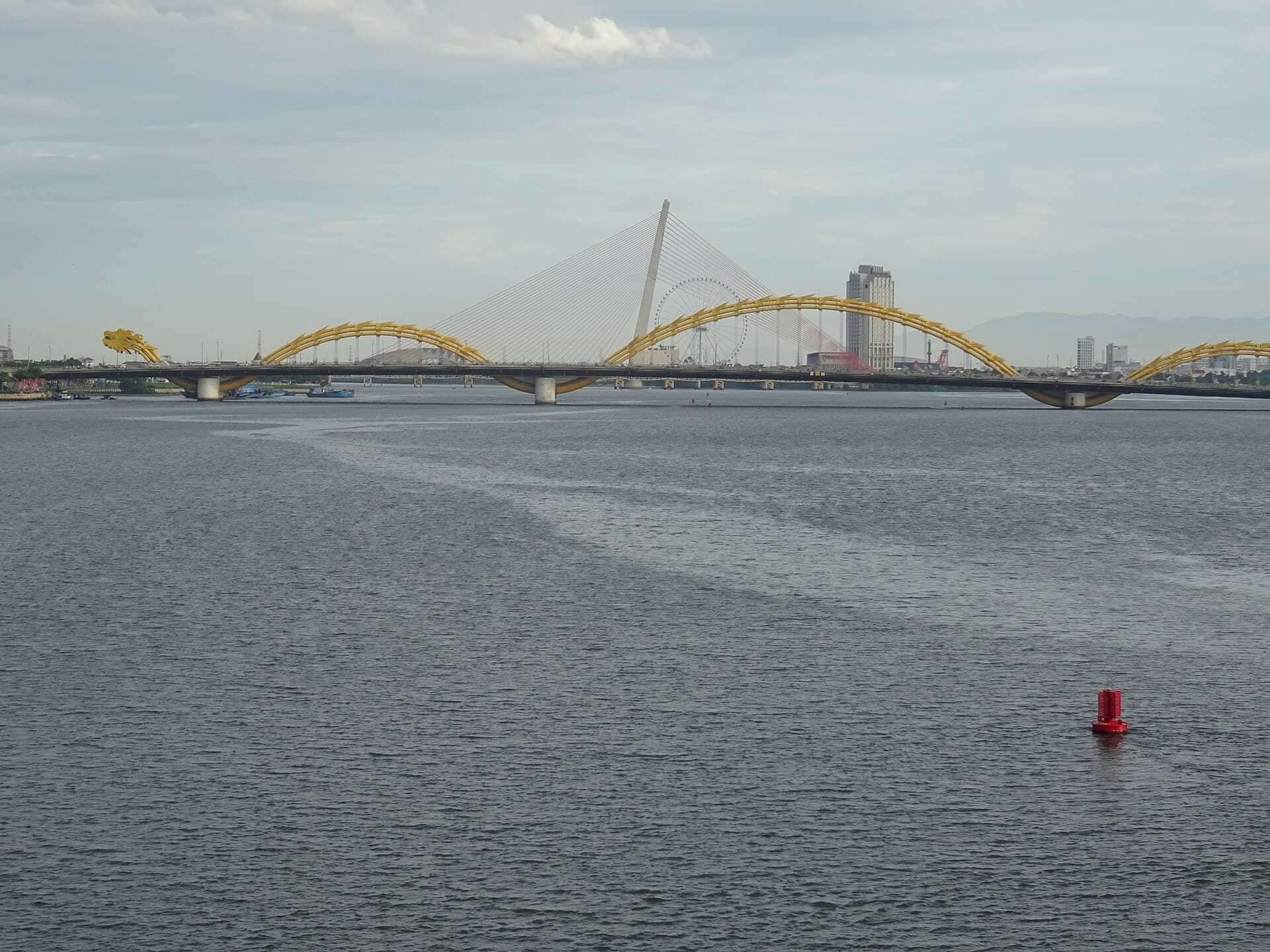 Dragon Bridge, Da Nang