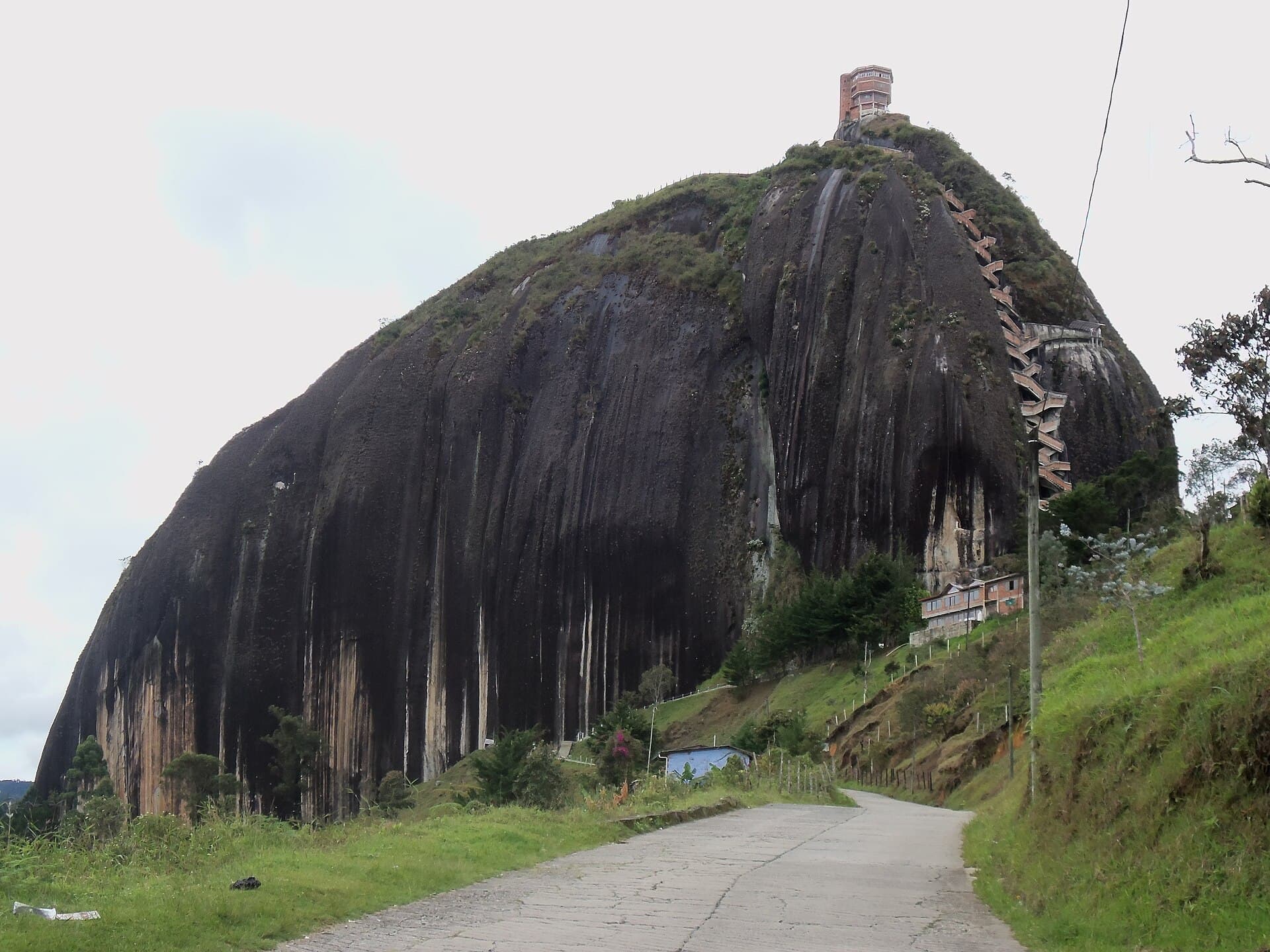 El Peñol rock and the Guatapé reservoir