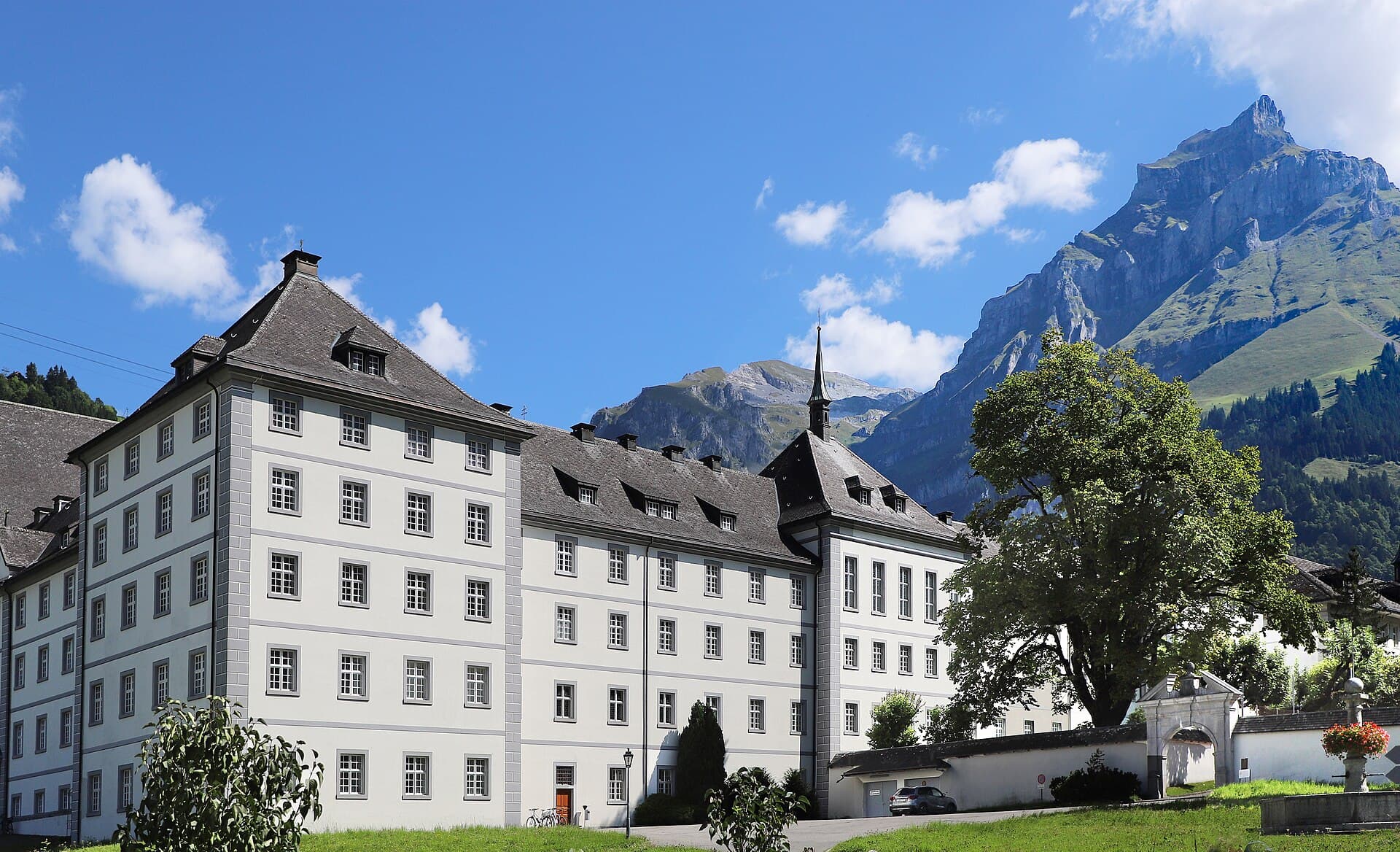 Engelberg Abbey, Engelberg