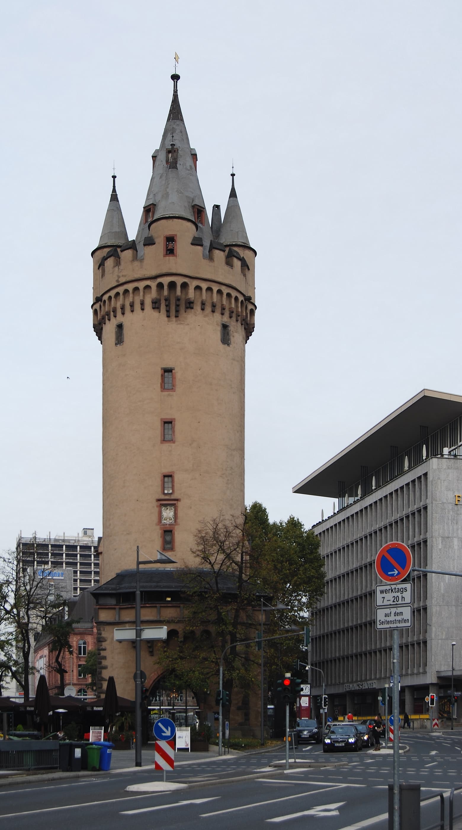 Eschenheimer Turm, Frankfurt
