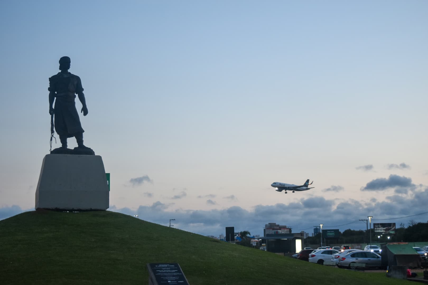 Estátua do Laçador, Porto Alegre