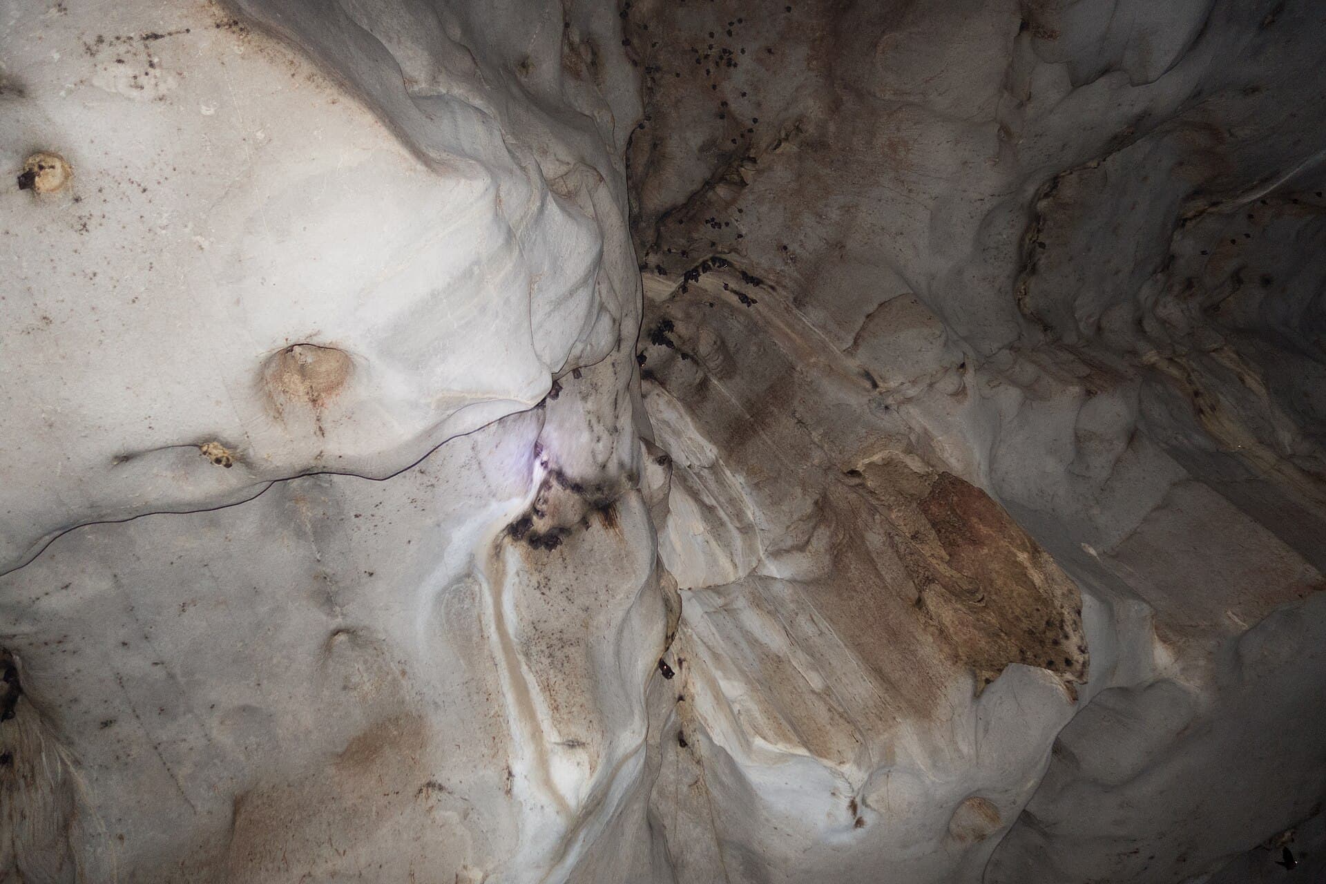 Fairy Cave, Bau, Kuching