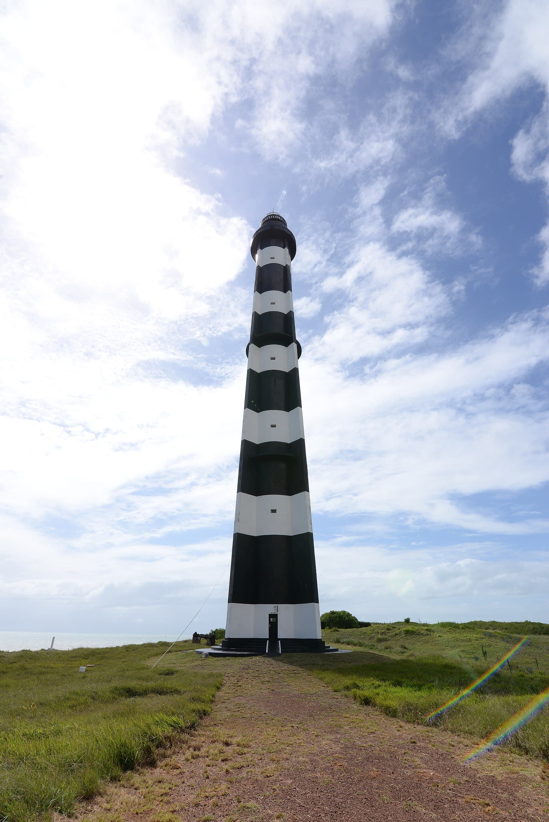 Mostardas Lighthouse, Tavares