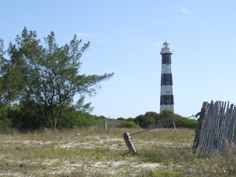 Mostardas Lighthouse, Tavares