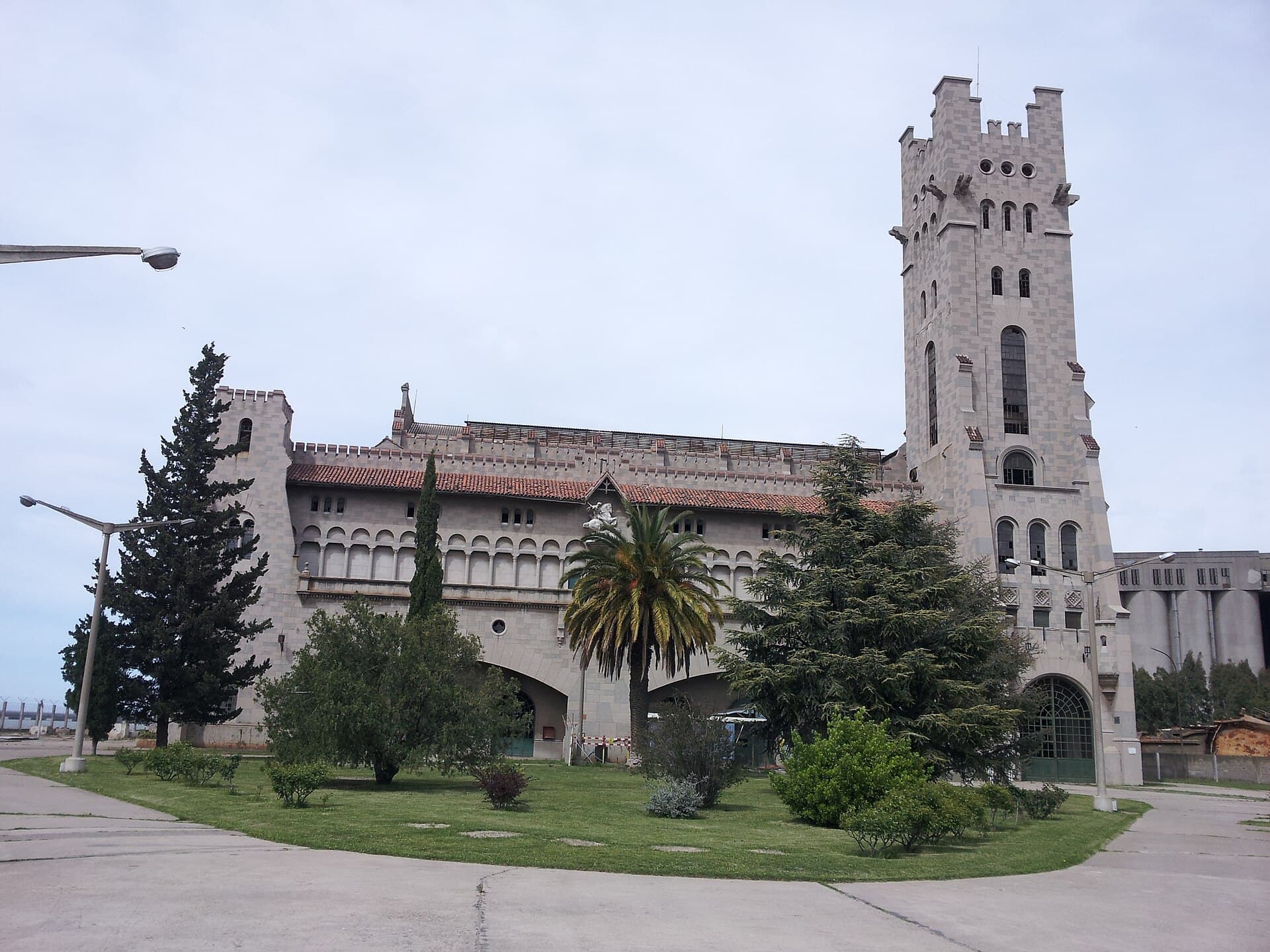 Ferrowhite Museum-Workshop (El Castillo), Bahía Blanca