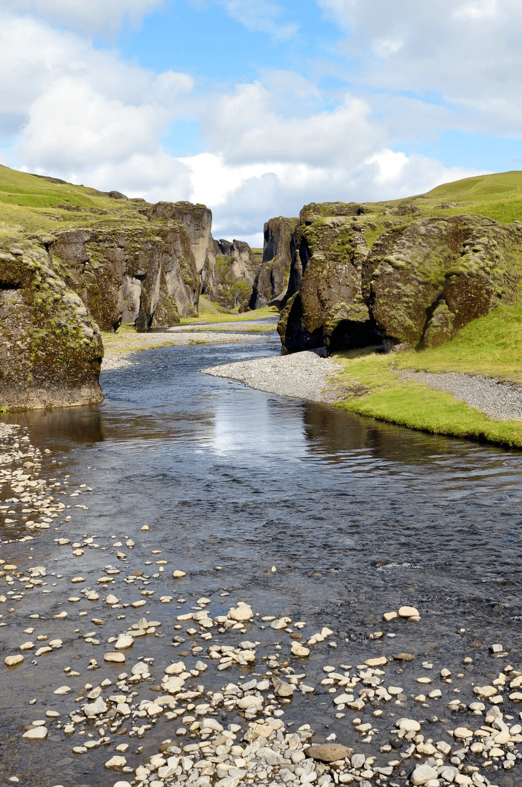 Fjaðrárgljúfur Canyon, South Iceland