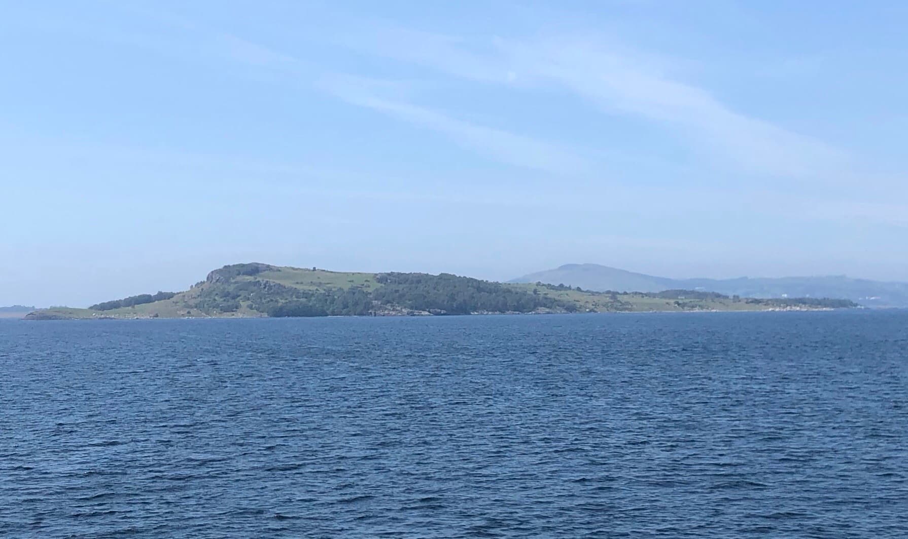 Sør-Hidle island from the fjord