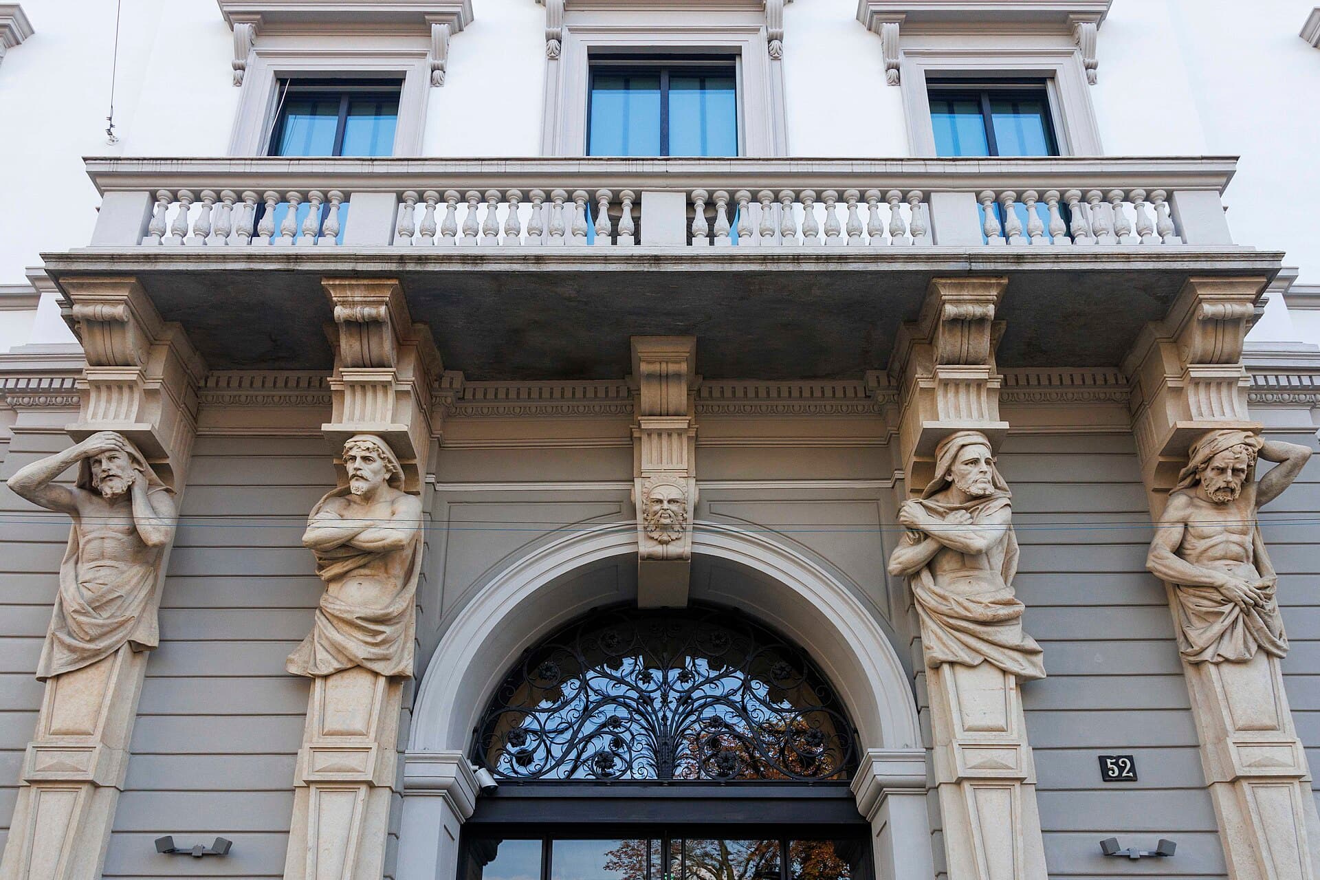Fondazione Luigi Rovati, Milan
