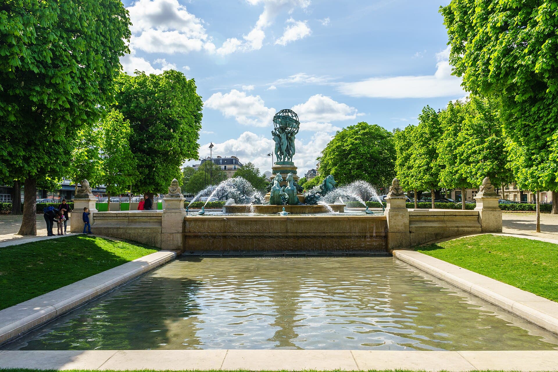 Fountain of the Four Parts of the World, Paris