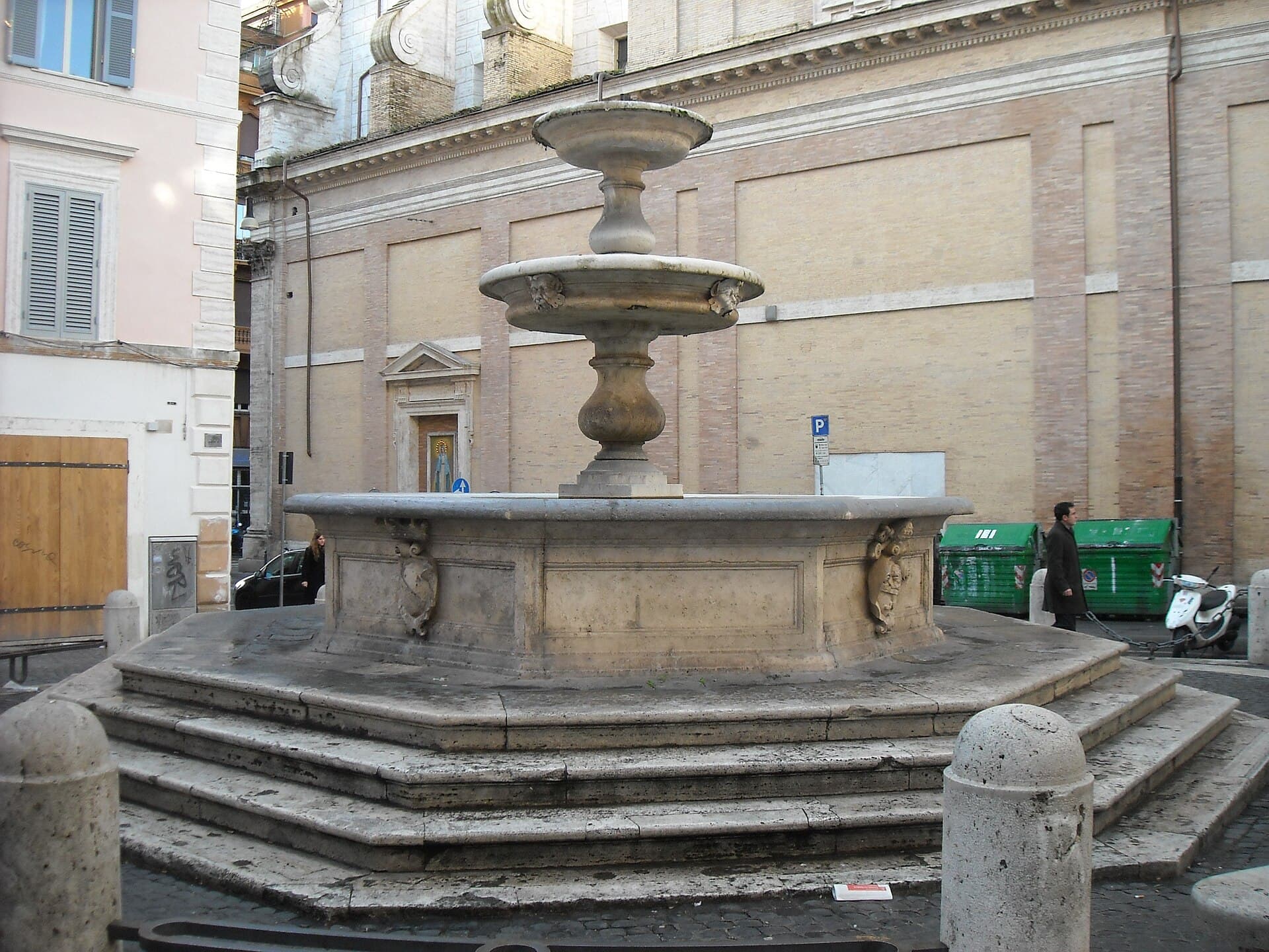 Fountain of Piazza della Madonna dei Monti, Rome