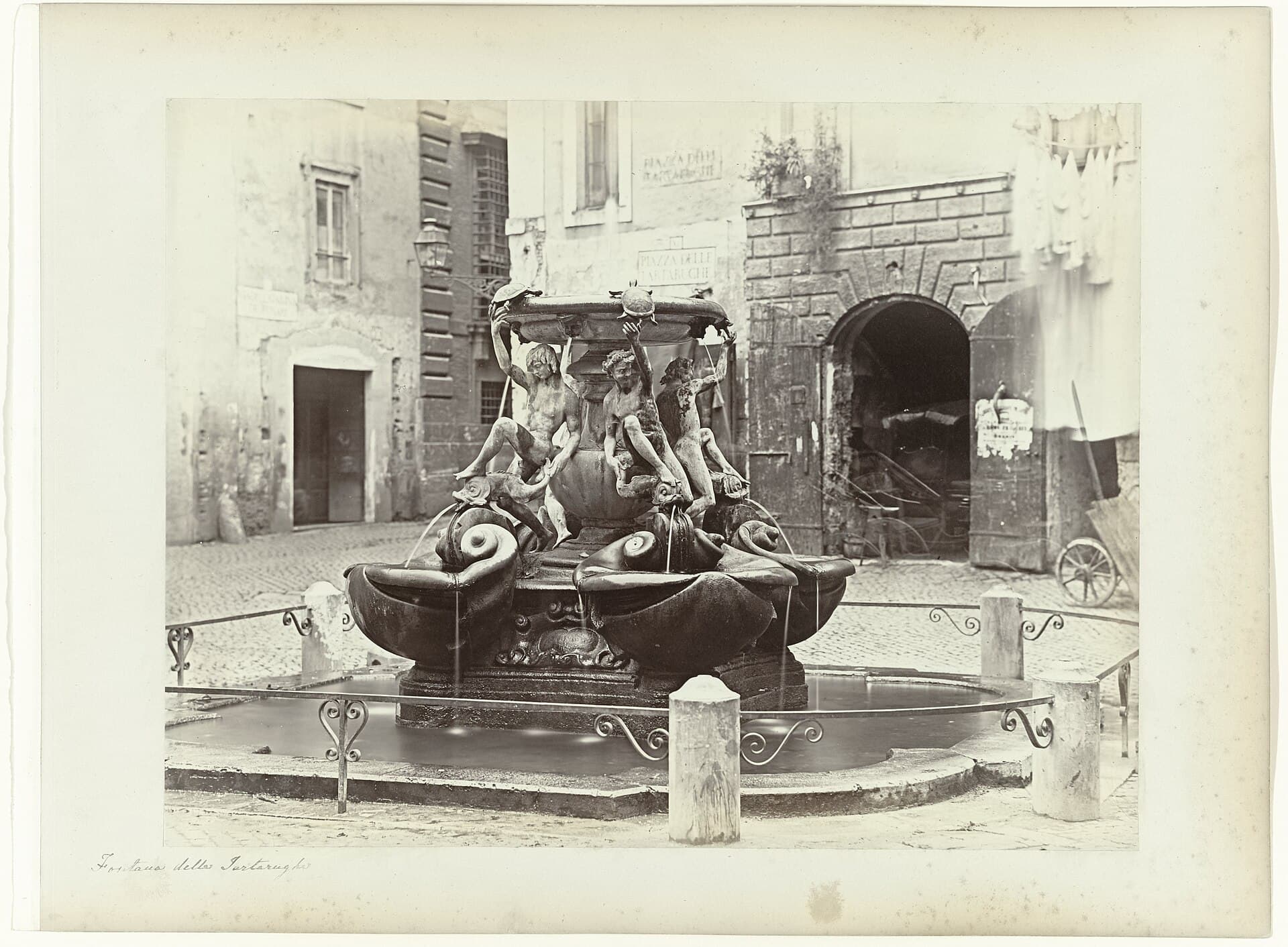 Fontana delle Tartarughe, Rome