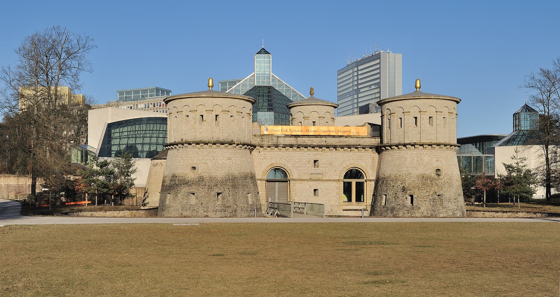 Fort Thüngen and the Dräi Eechelen Museum, Luxembourg City