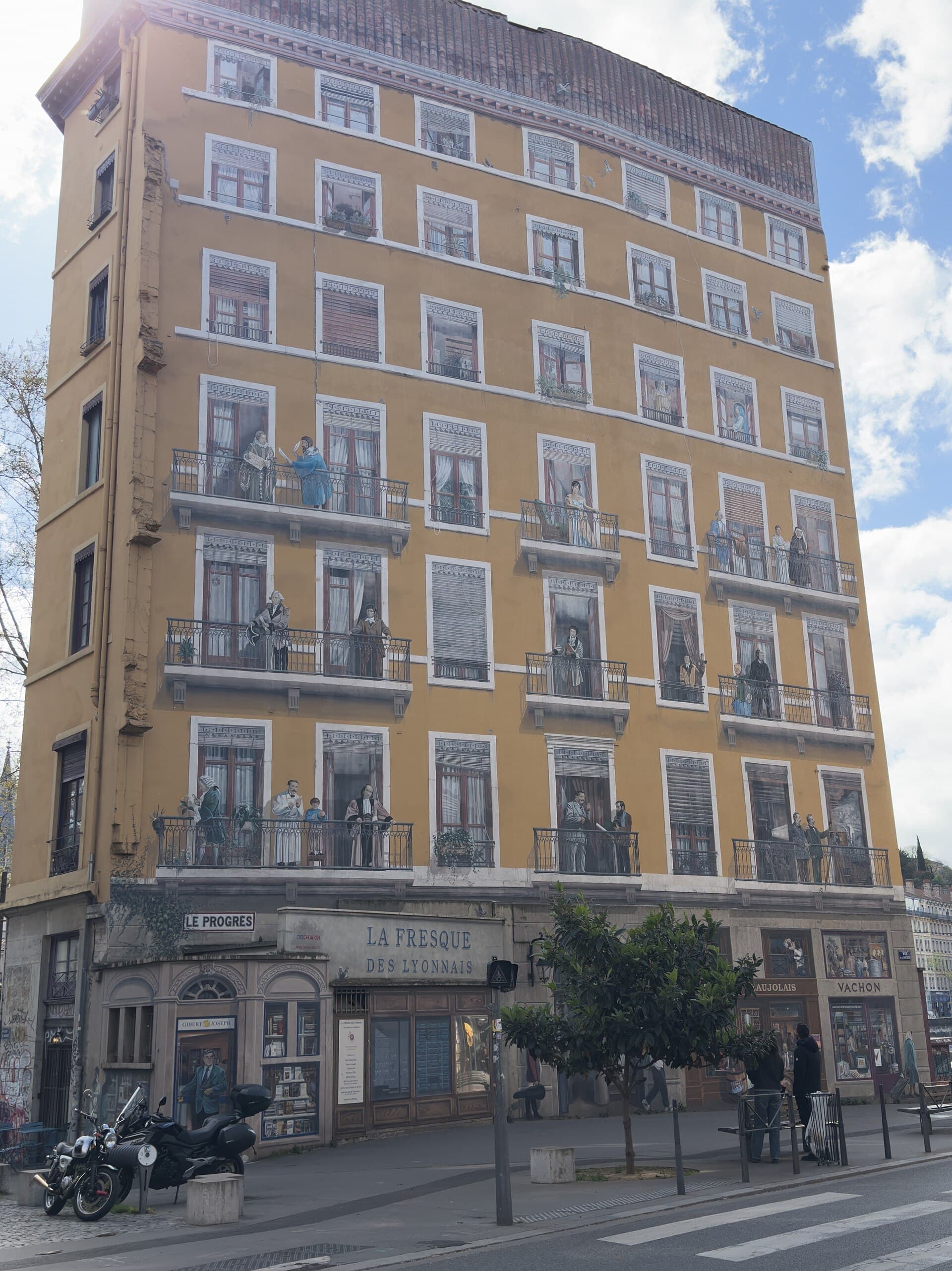 Fresque des Lyonnais, Lyon