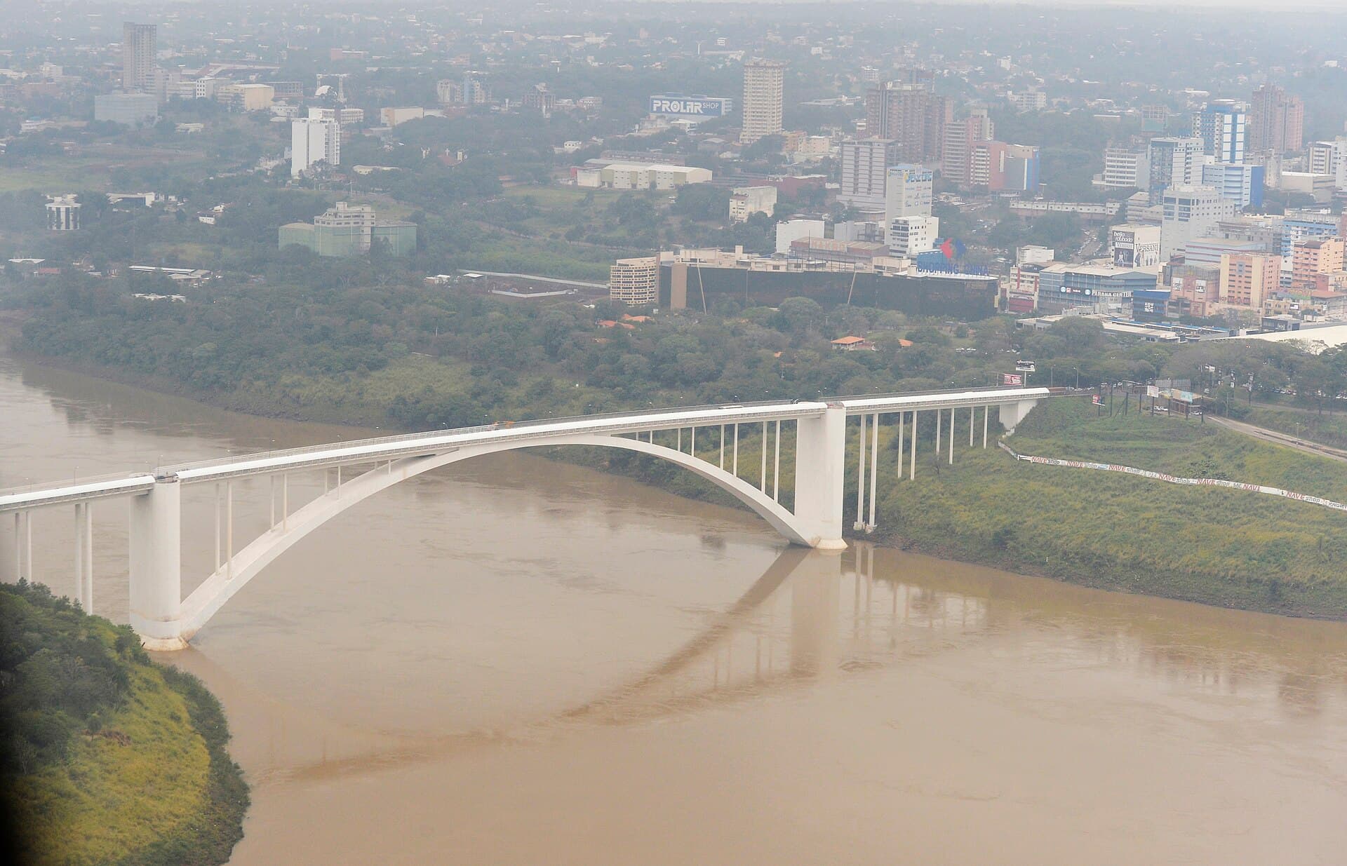Friendship Bridge (Brazil-Paraguay), Foz do Iguaçu