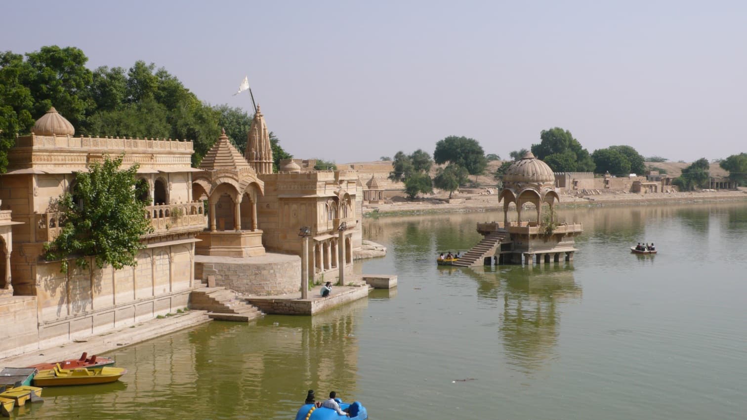 بحيرة غاديسار