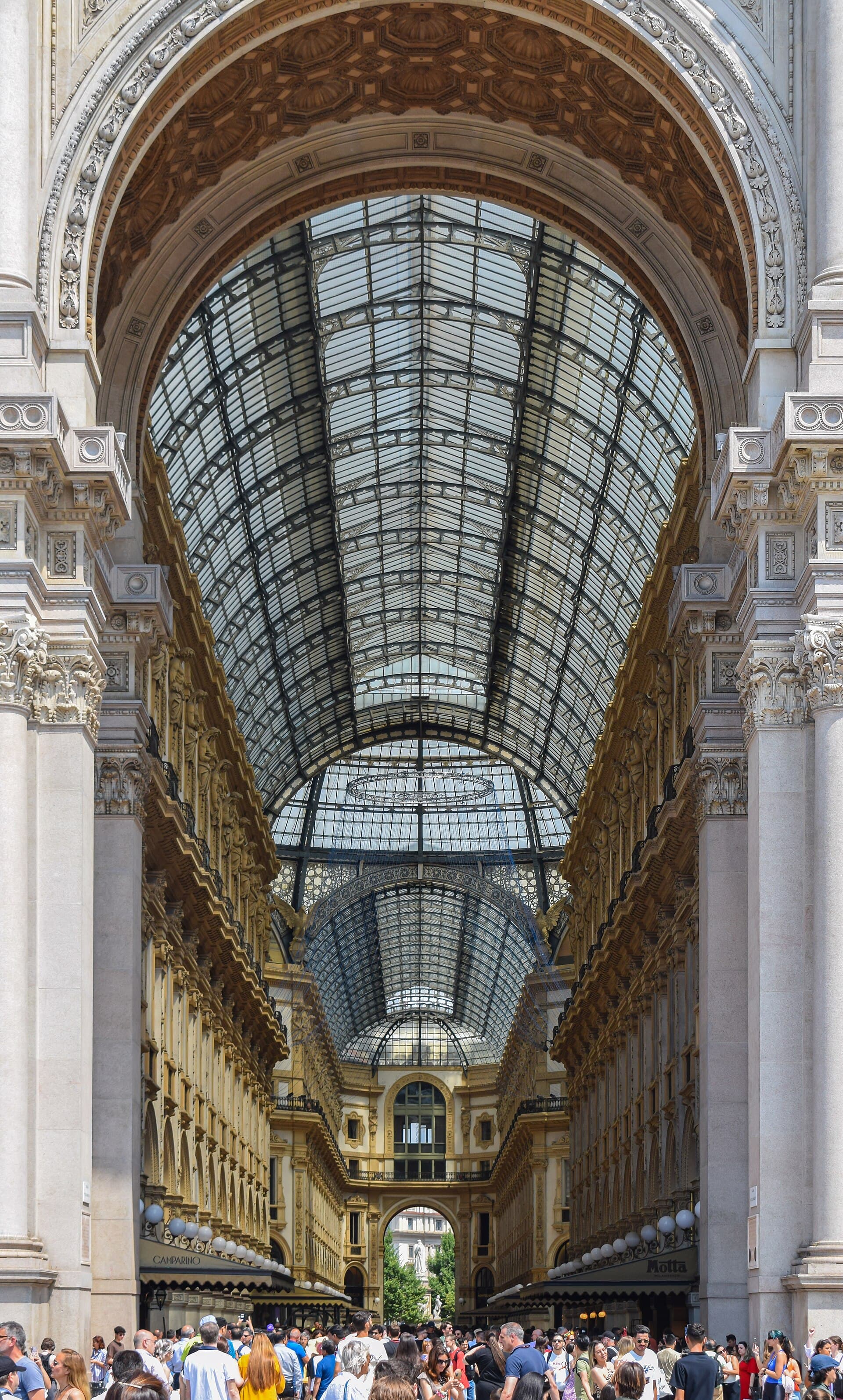 Galleria Vittorio Emanuele II, Milan