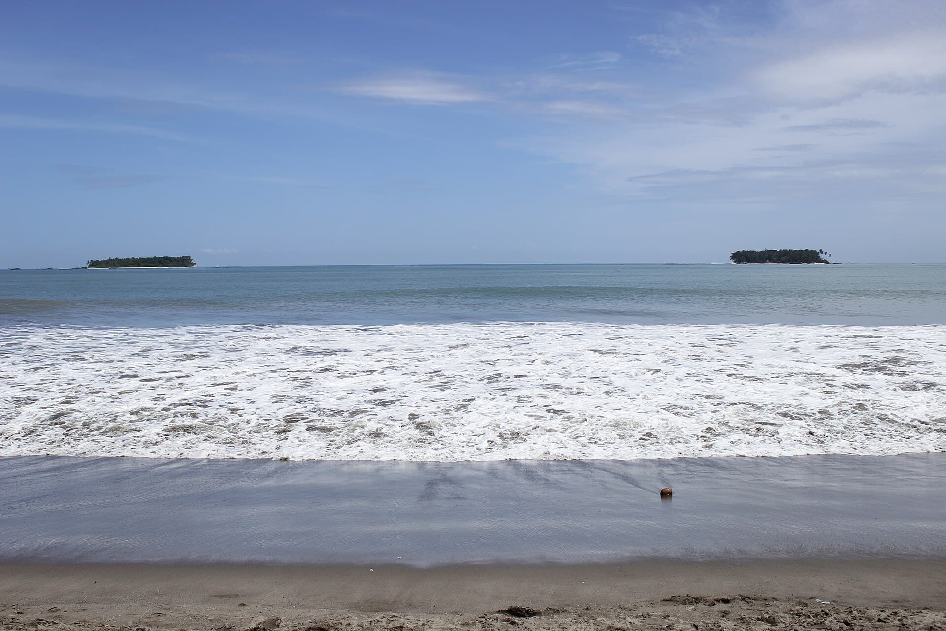 Gandoriah Beach, Pariaman, Padang