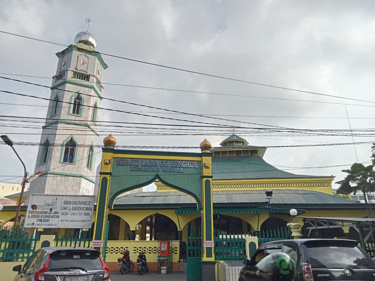 Gang Bengkok Old Mosque, Medan
