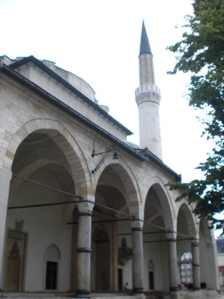 جامع الغازي خسرو بك