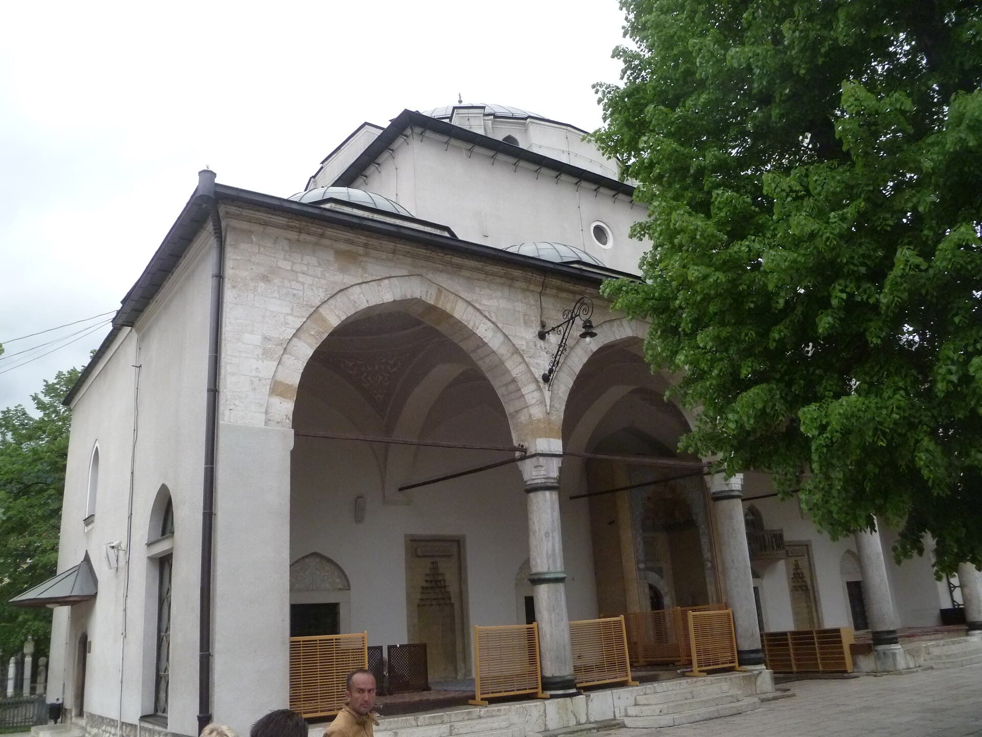 جامع الغازي خسرو بك