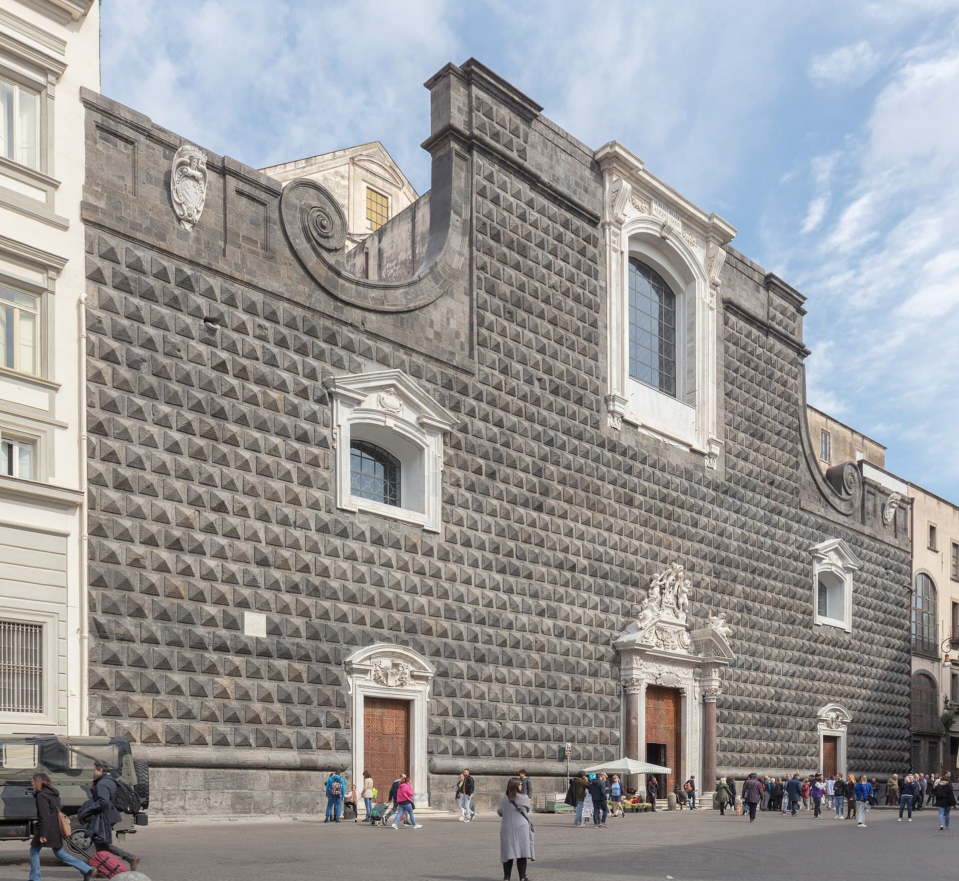 Gesù Nuovo, Naples