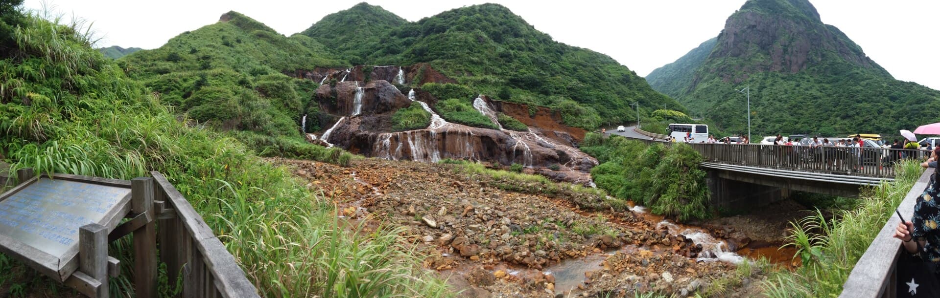 Golden Waterfall near Jinguashi