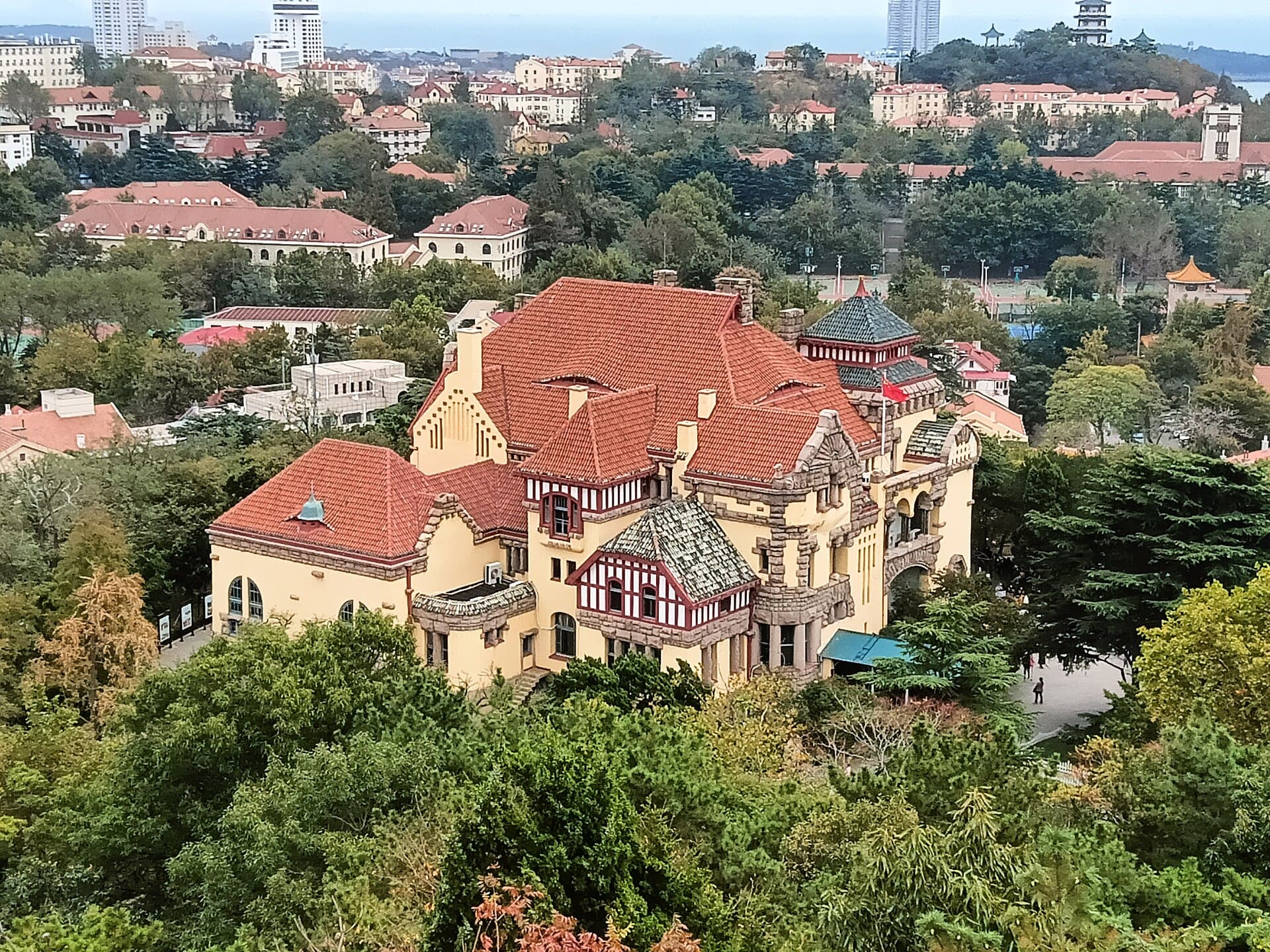 Governor's Residence (Qingdao Guest House)