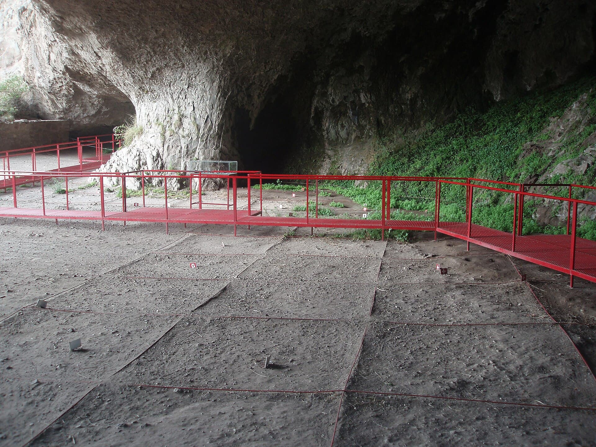 Inti Huasi Cave, San Luis