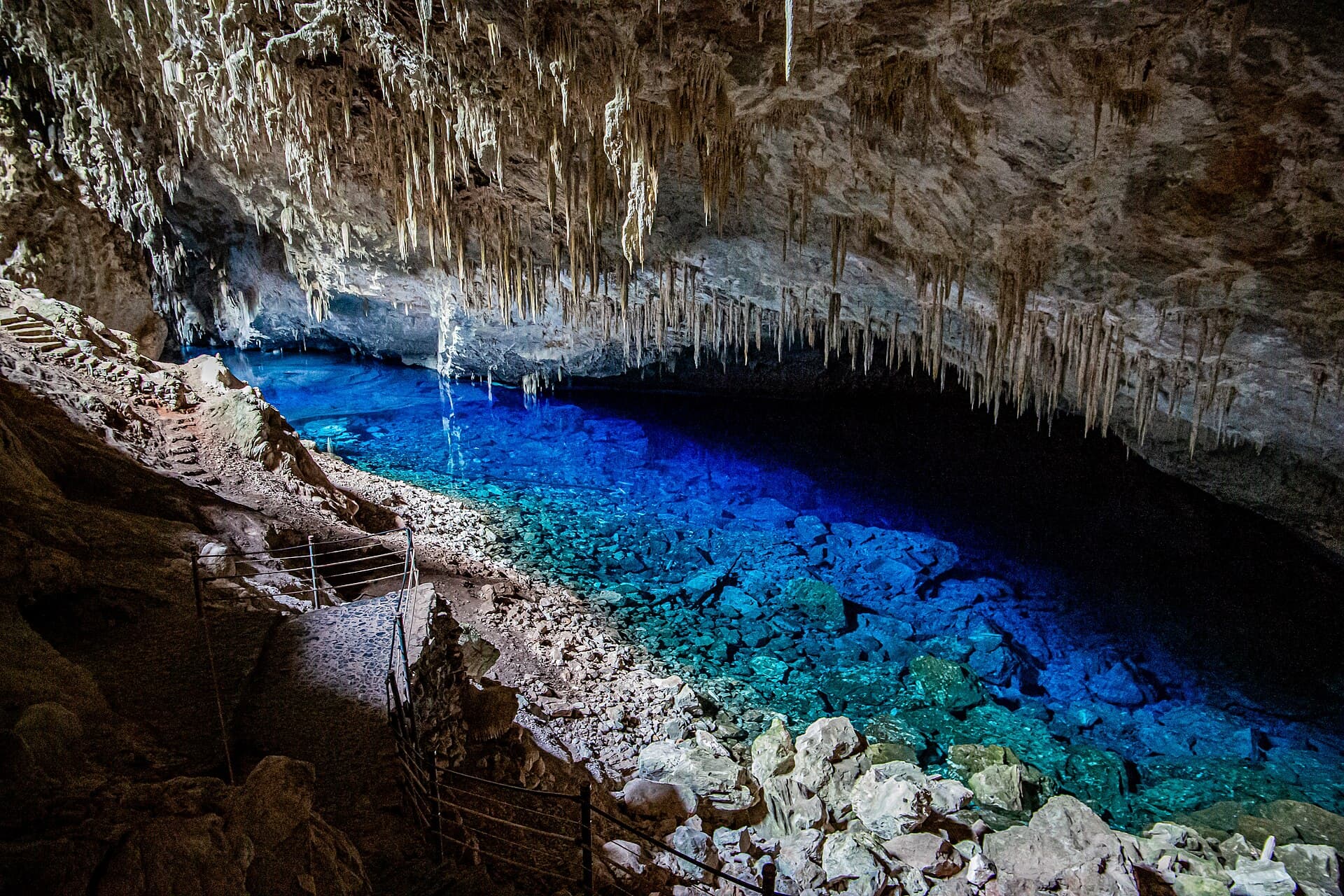 Blue Lake Cave (Gruta do Lago Azul), Bonito