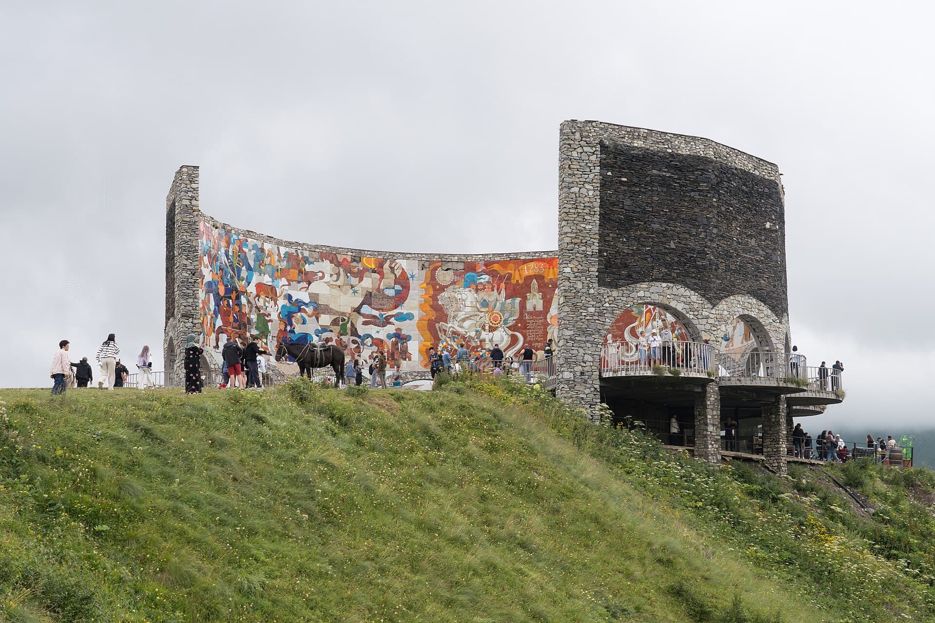 Gudauri Viewpoint and Treaty of Georgievsk Monument