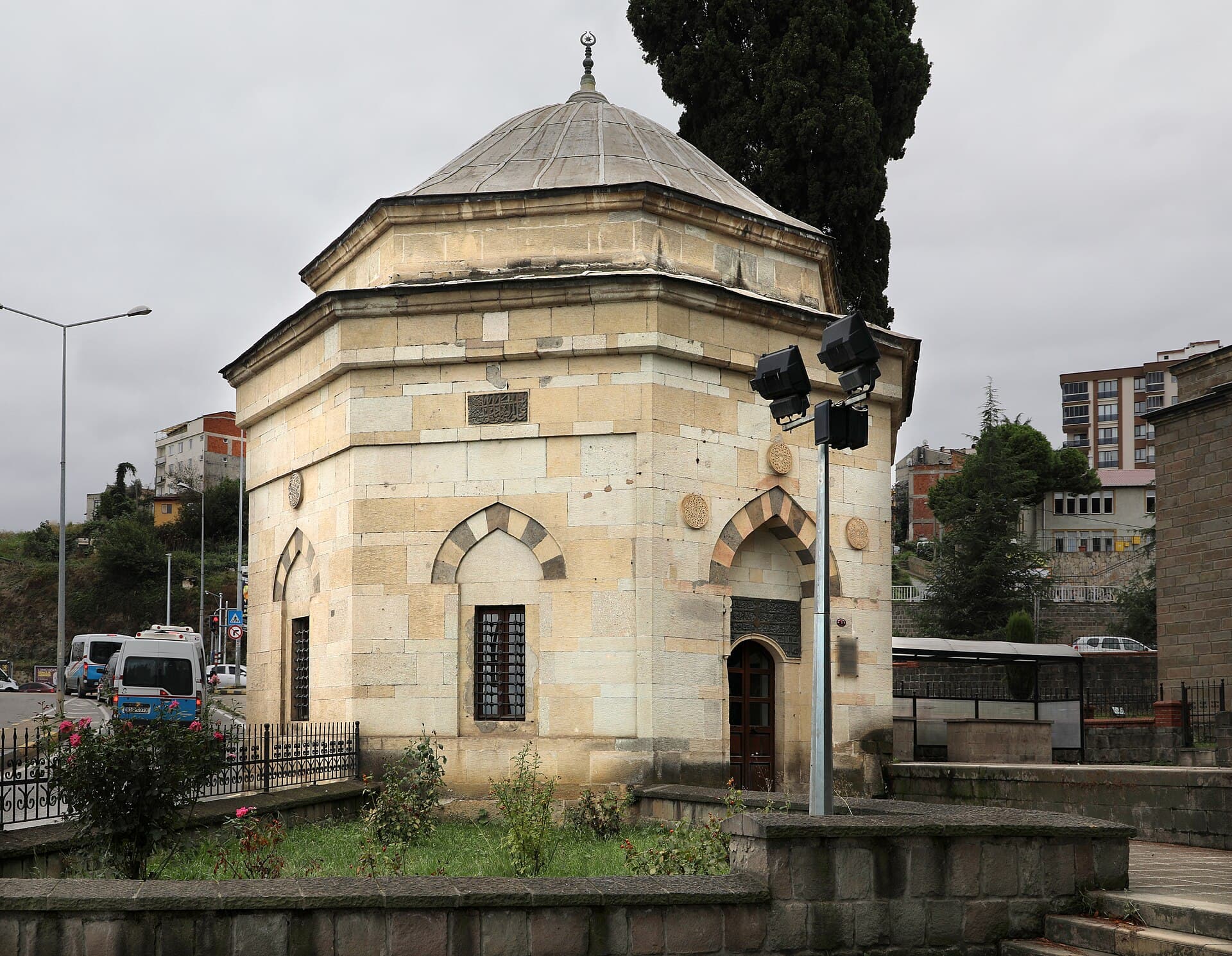 Gülbahar Hatun Mosque, Trabzon
