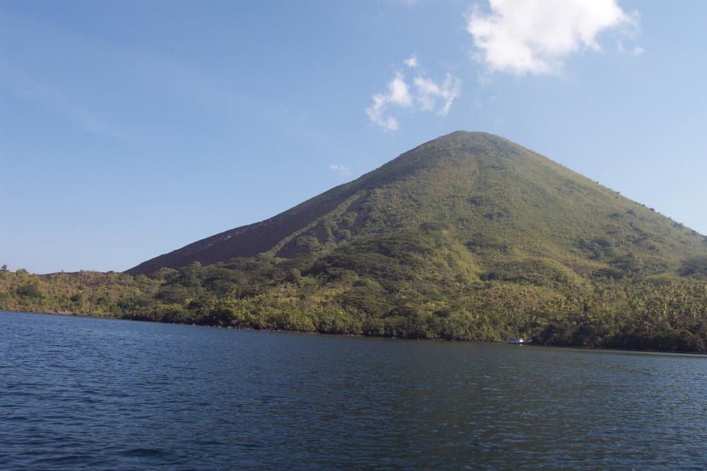 Gunung Api Volcano, Banda Neira