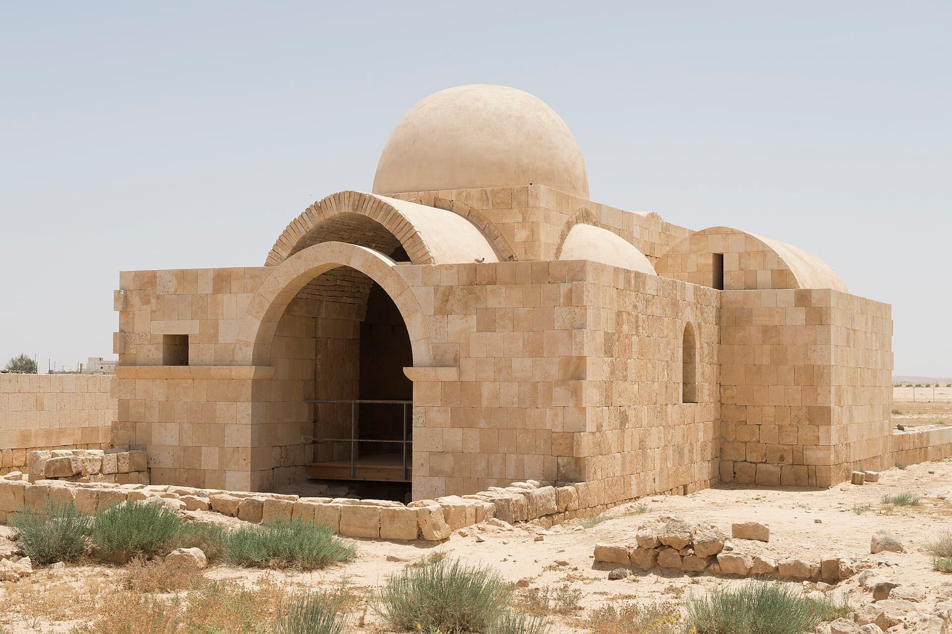 Hammam as-Sarah, Hallabat