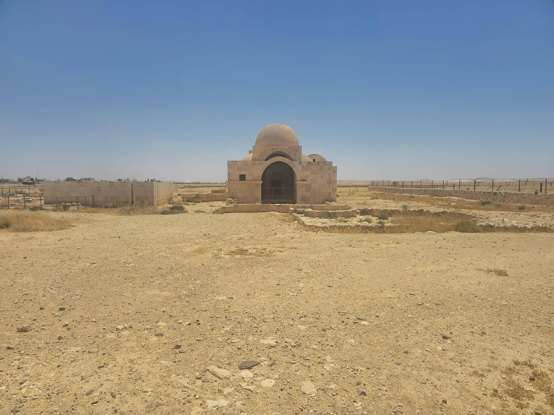 Hammam as-Sarah, Hallabat