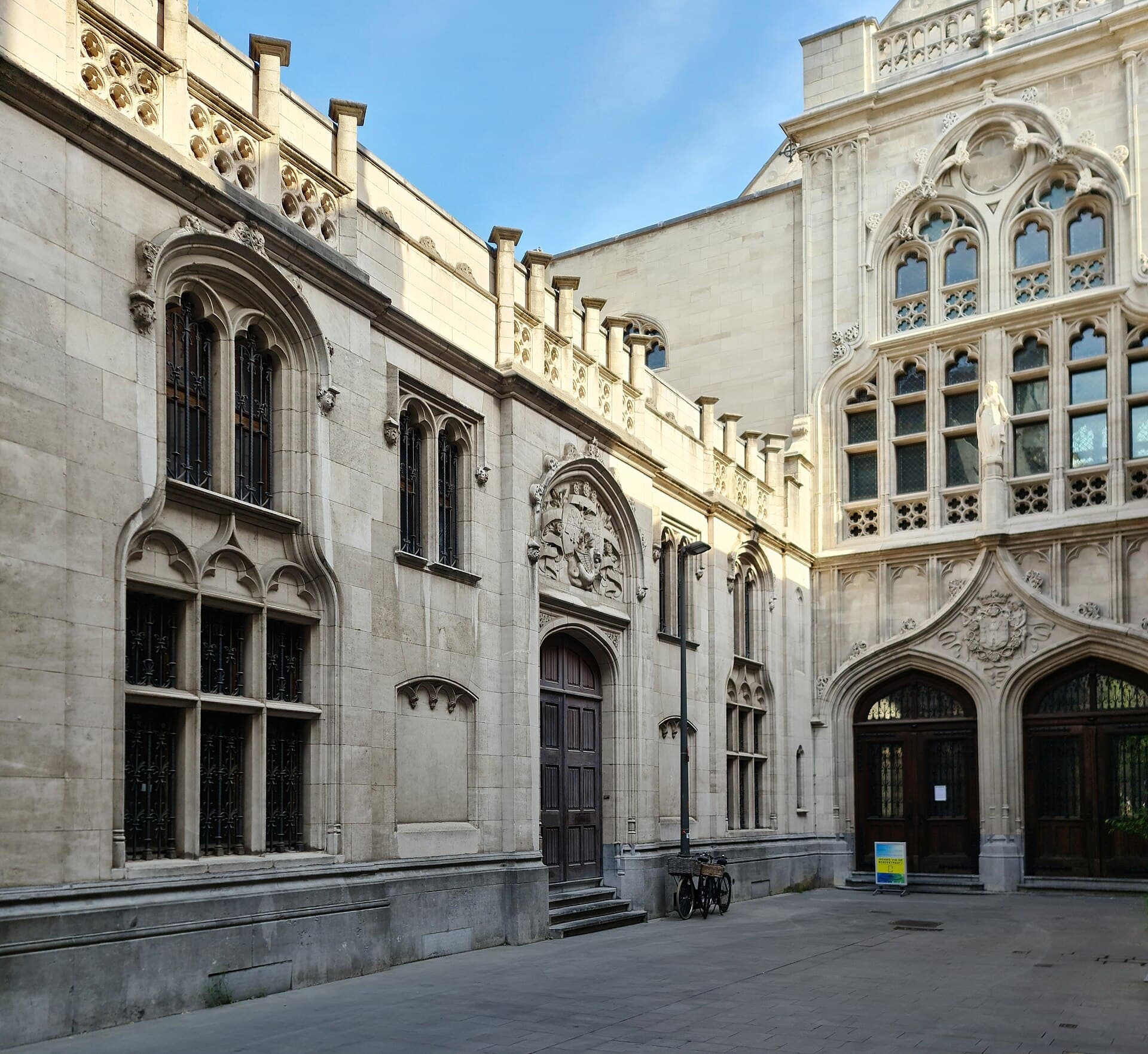 Antwerp Stock Exchange (Handelsbeurs), Antwerp