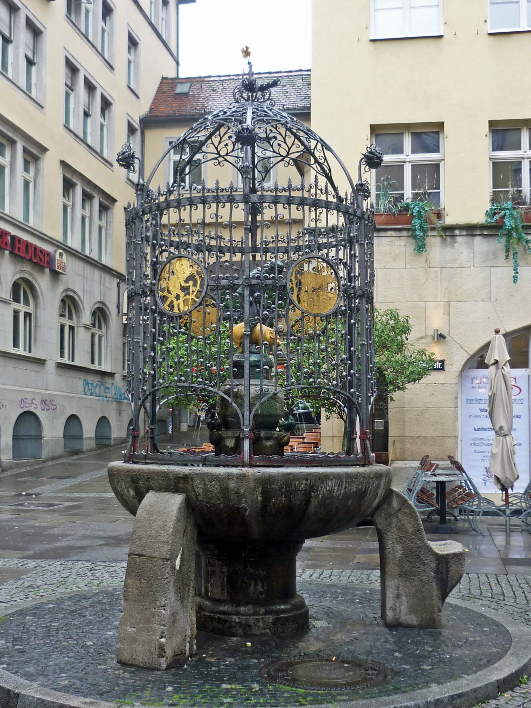 The Hans im Glück Fountain, Stuttgart
