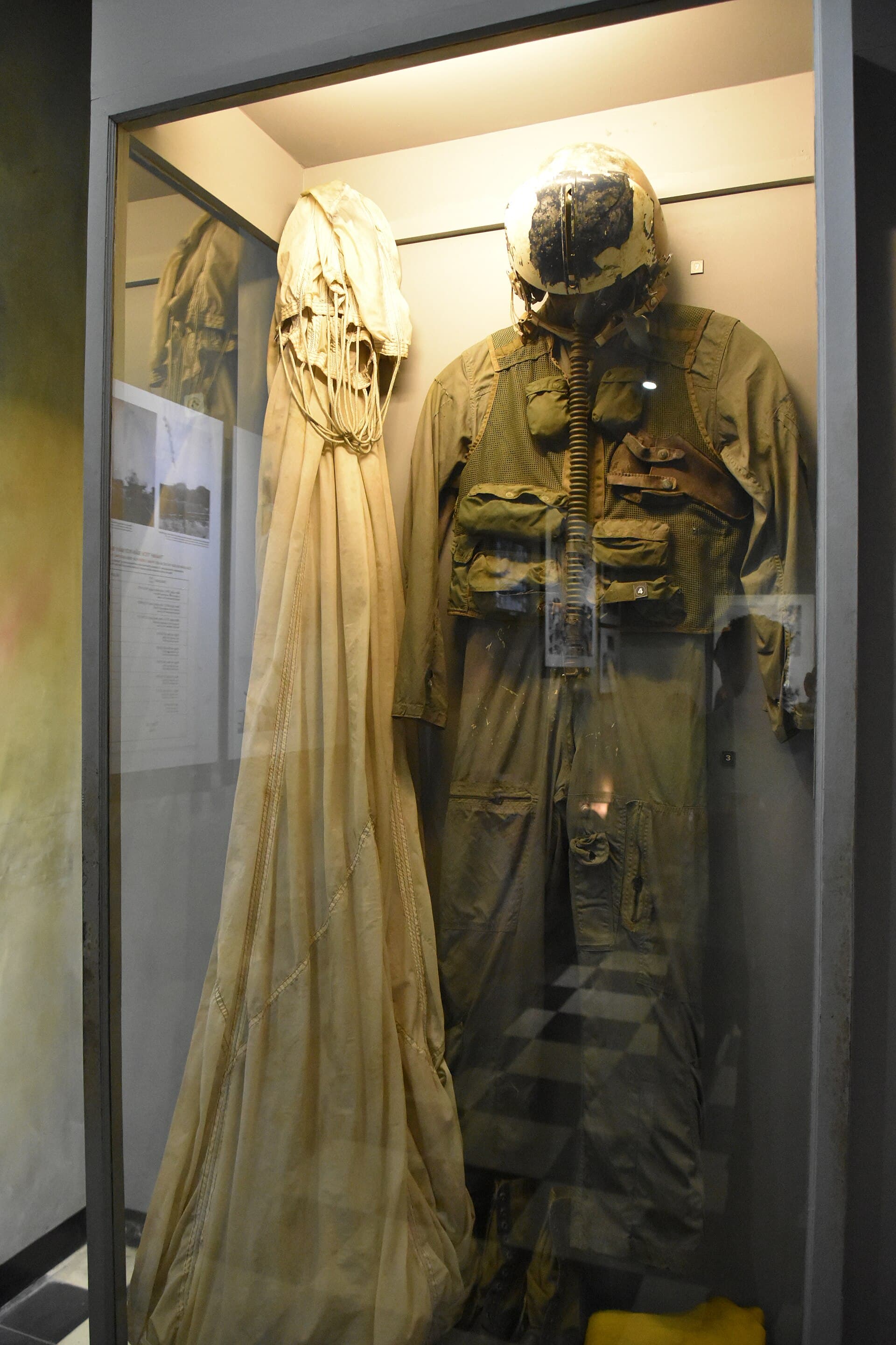 Hoa Lo Prison, Hanoi