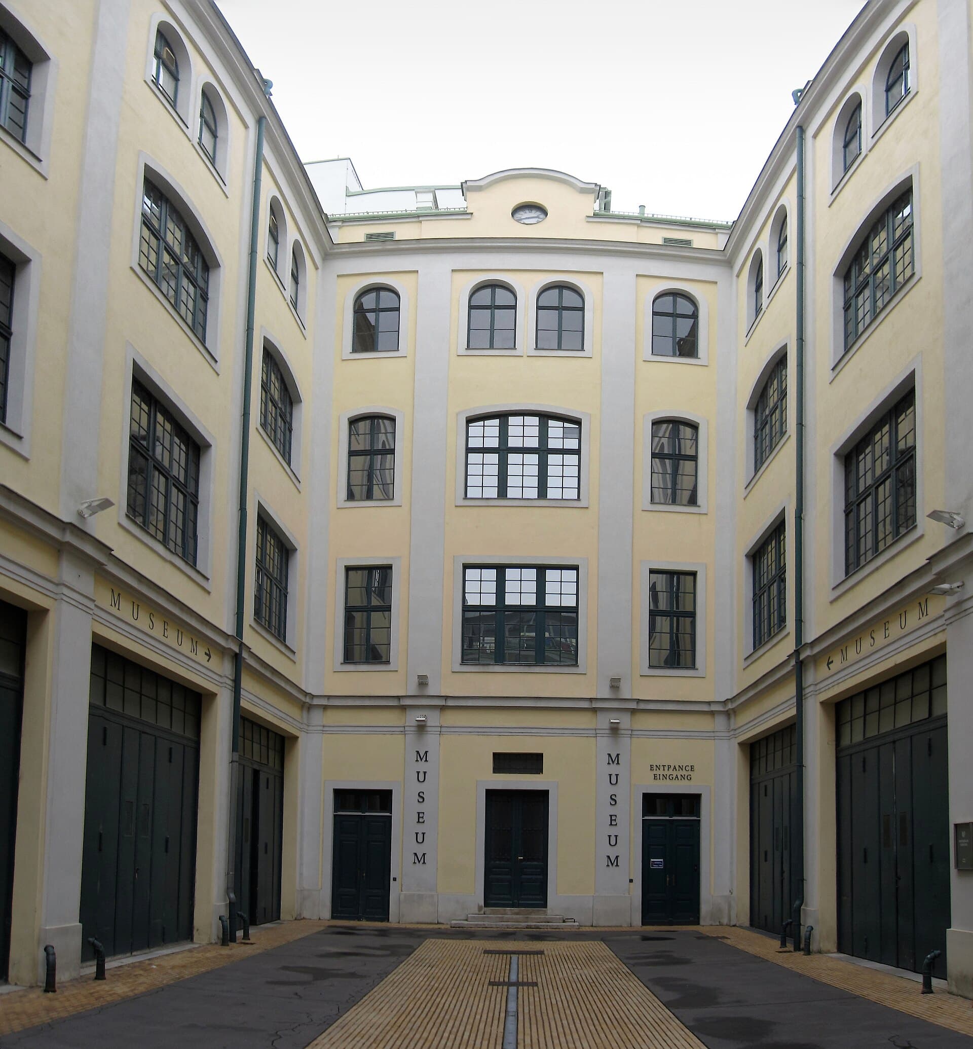 Imperial Furniture Collection, Vienna