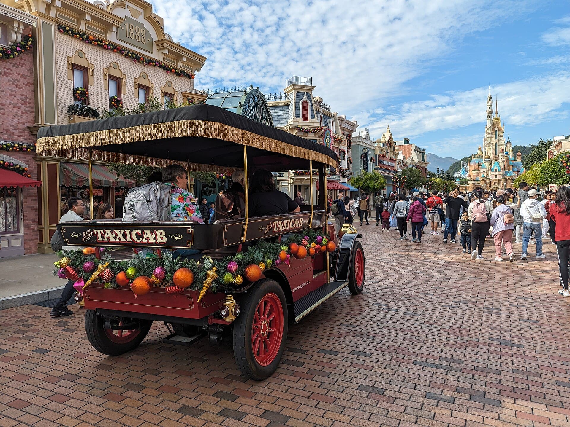 Hong Kong Disneyland